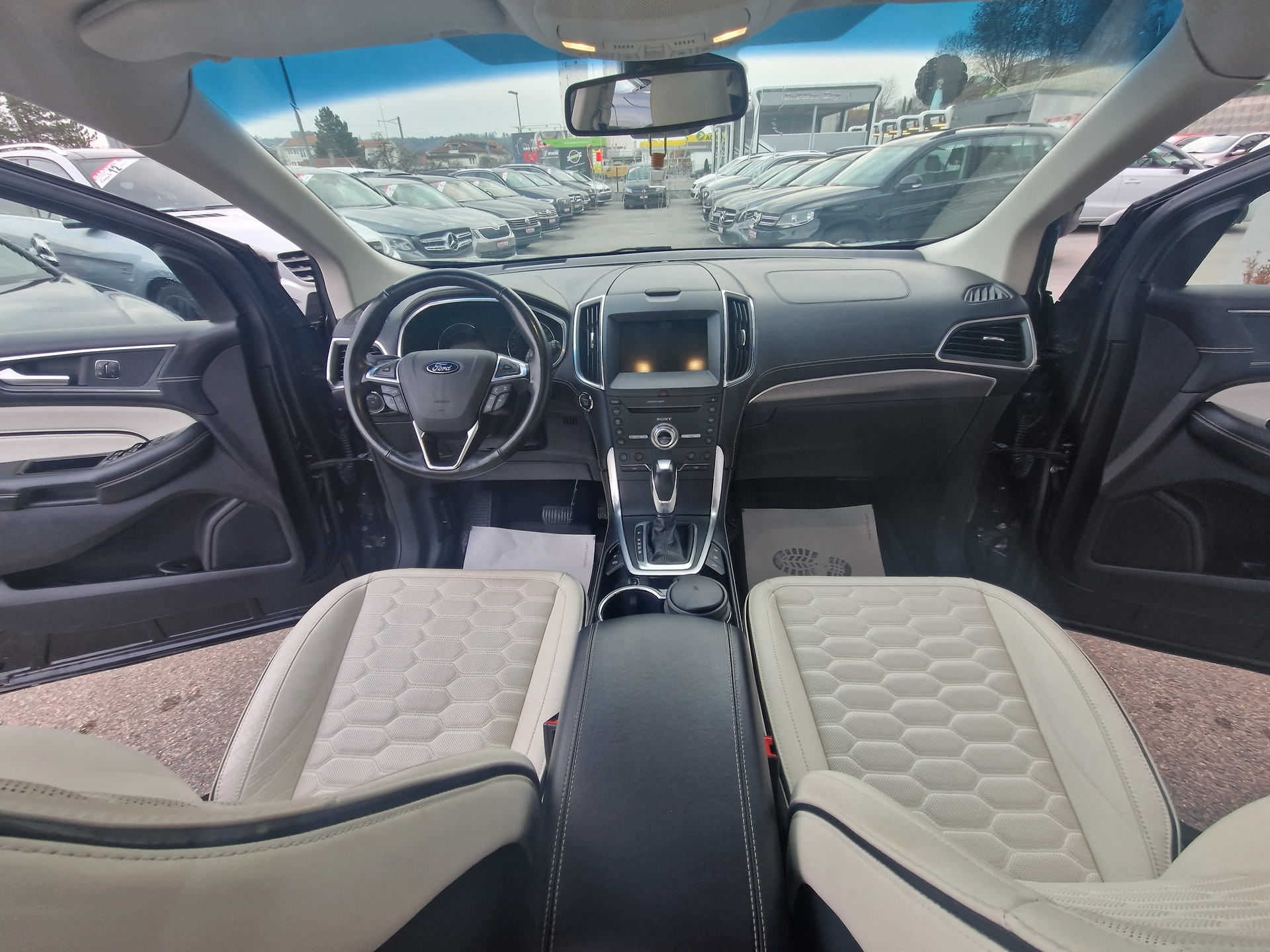 FORD Edge 2.0 TDCi Vignale 4WD PowerShift-image-8
