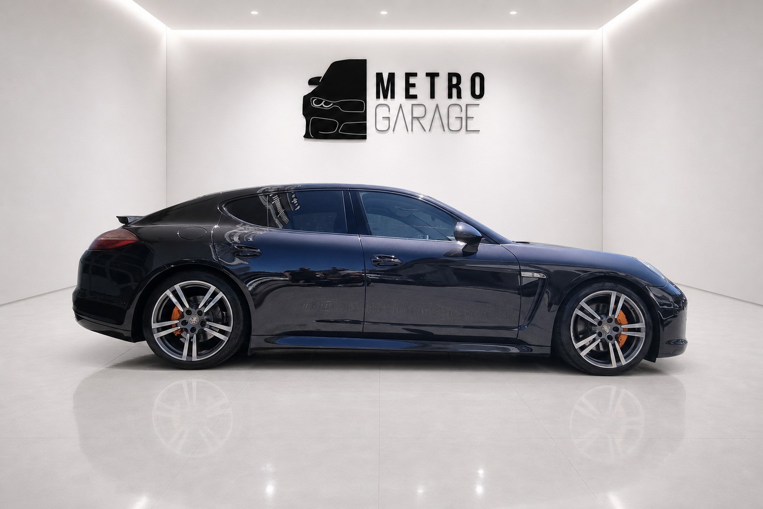 PORSCHE Panamera 4S 4.8 PDK-image-4