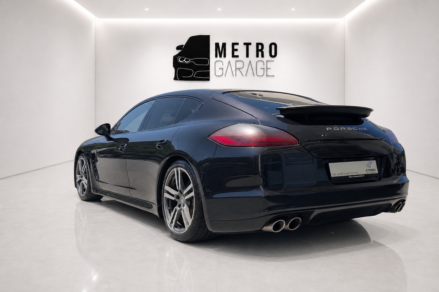 PORSCHE Panamera 4S 4.8 PDK-image-2