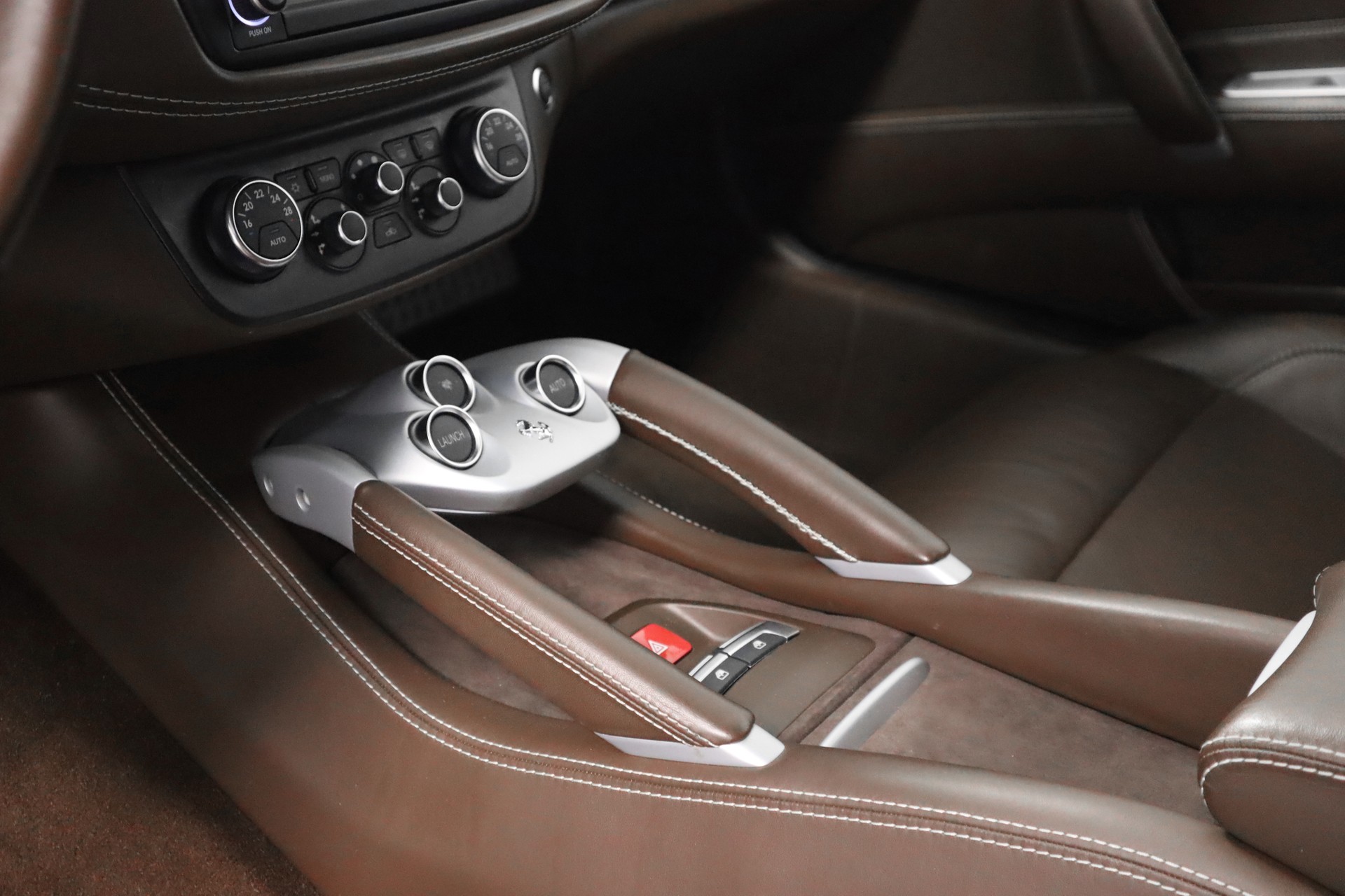 FERRARI FF-image-14