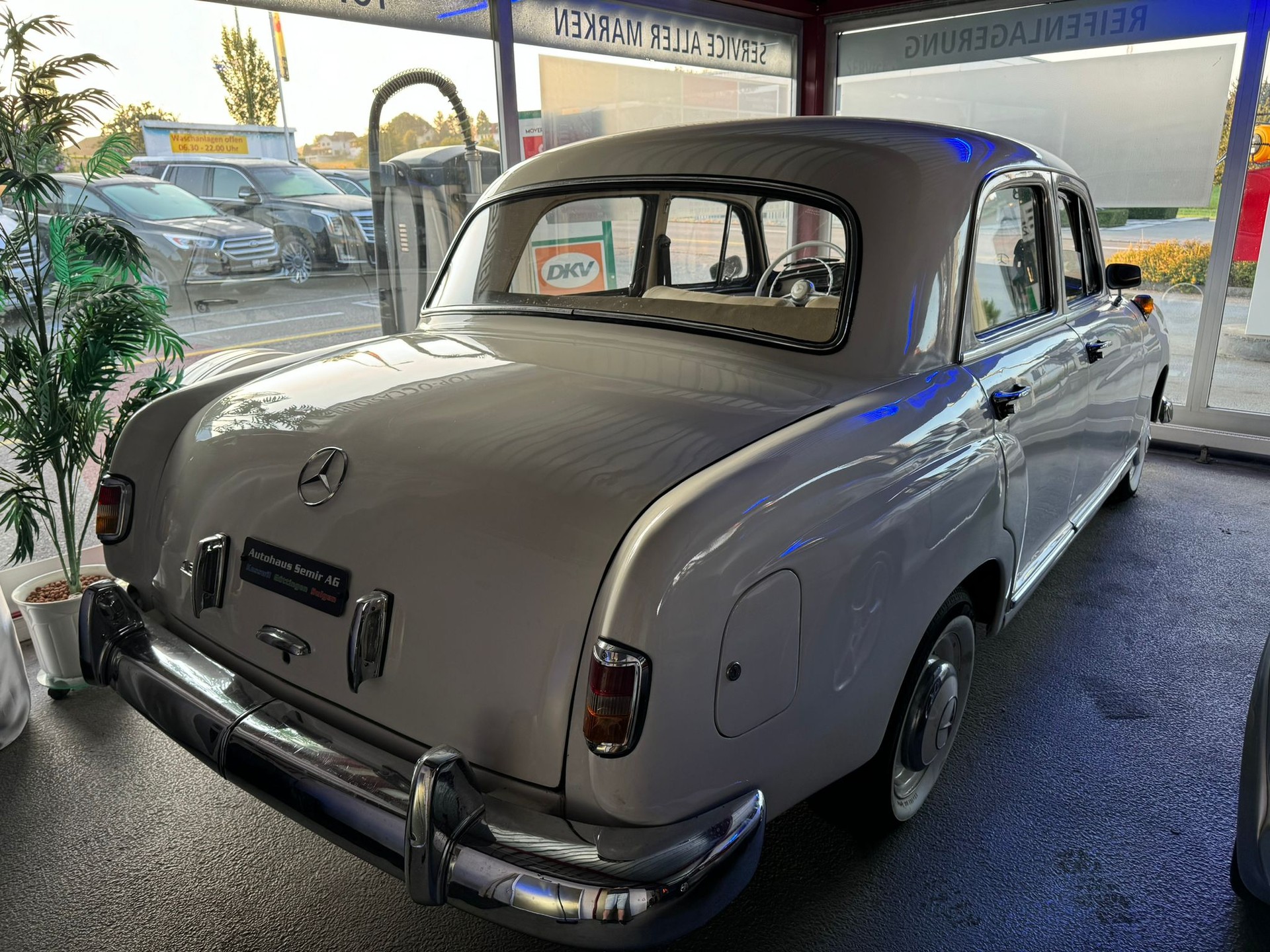 MERCEDES-BENZ 180 D ***13.20 vorhanden***-image-4