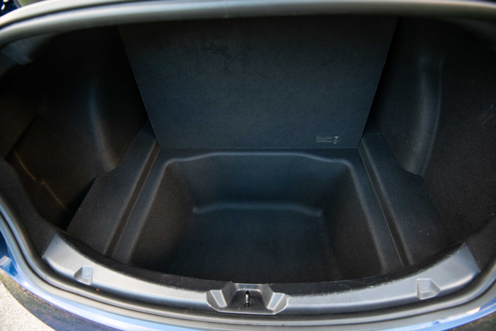TESLA MODEL 3 Long Range Dual Motor AWD-image-16