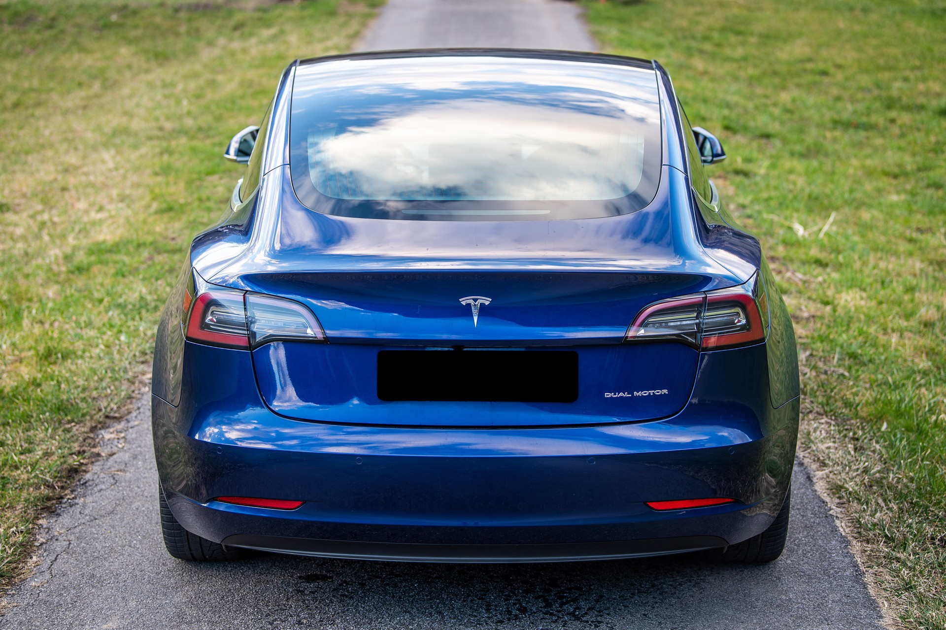 TESLA MODEL 3 Long Range Dual Motor AWD-image-18