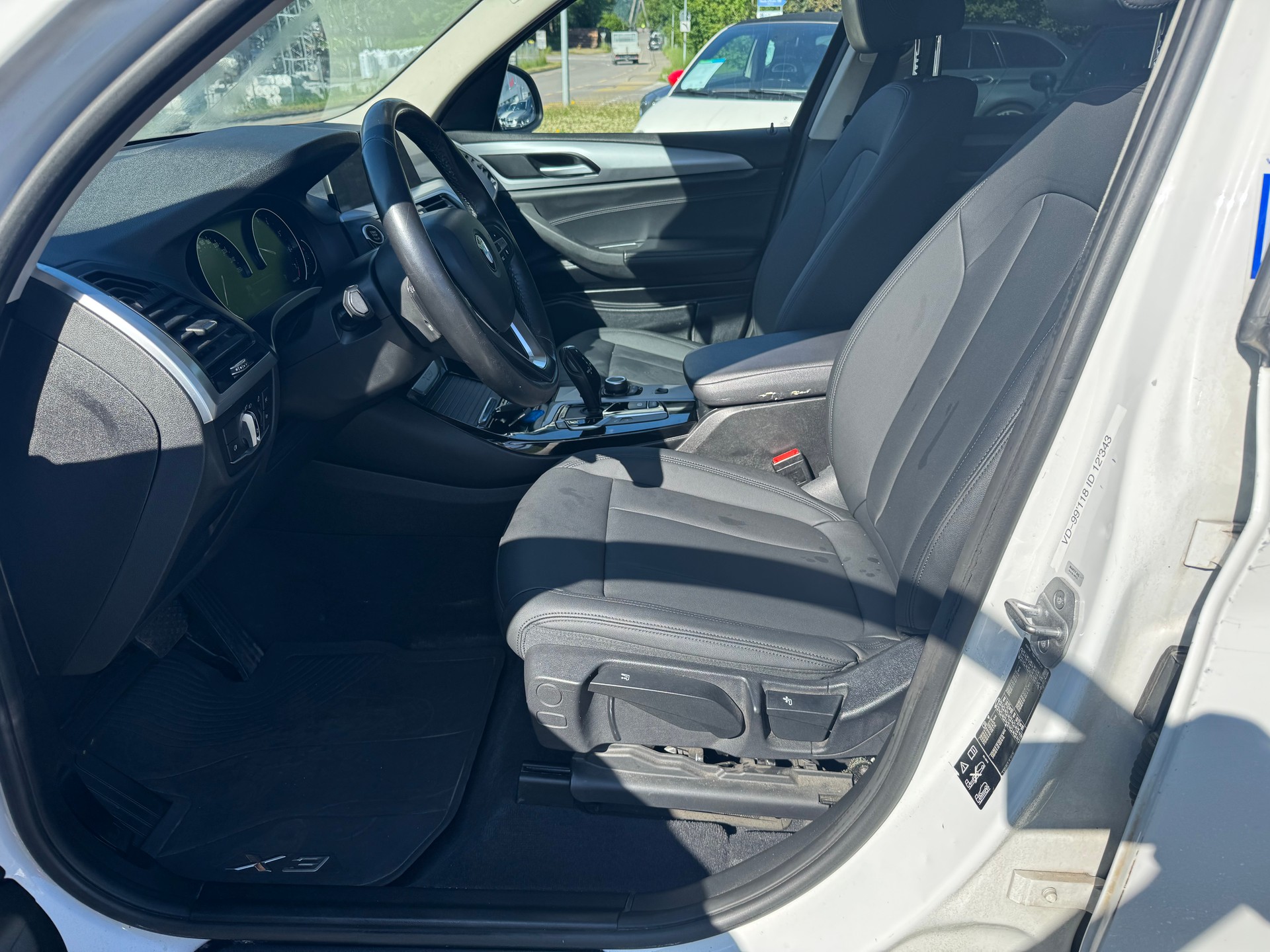 BMW X3 xDrive 30i Steptronic-image-8