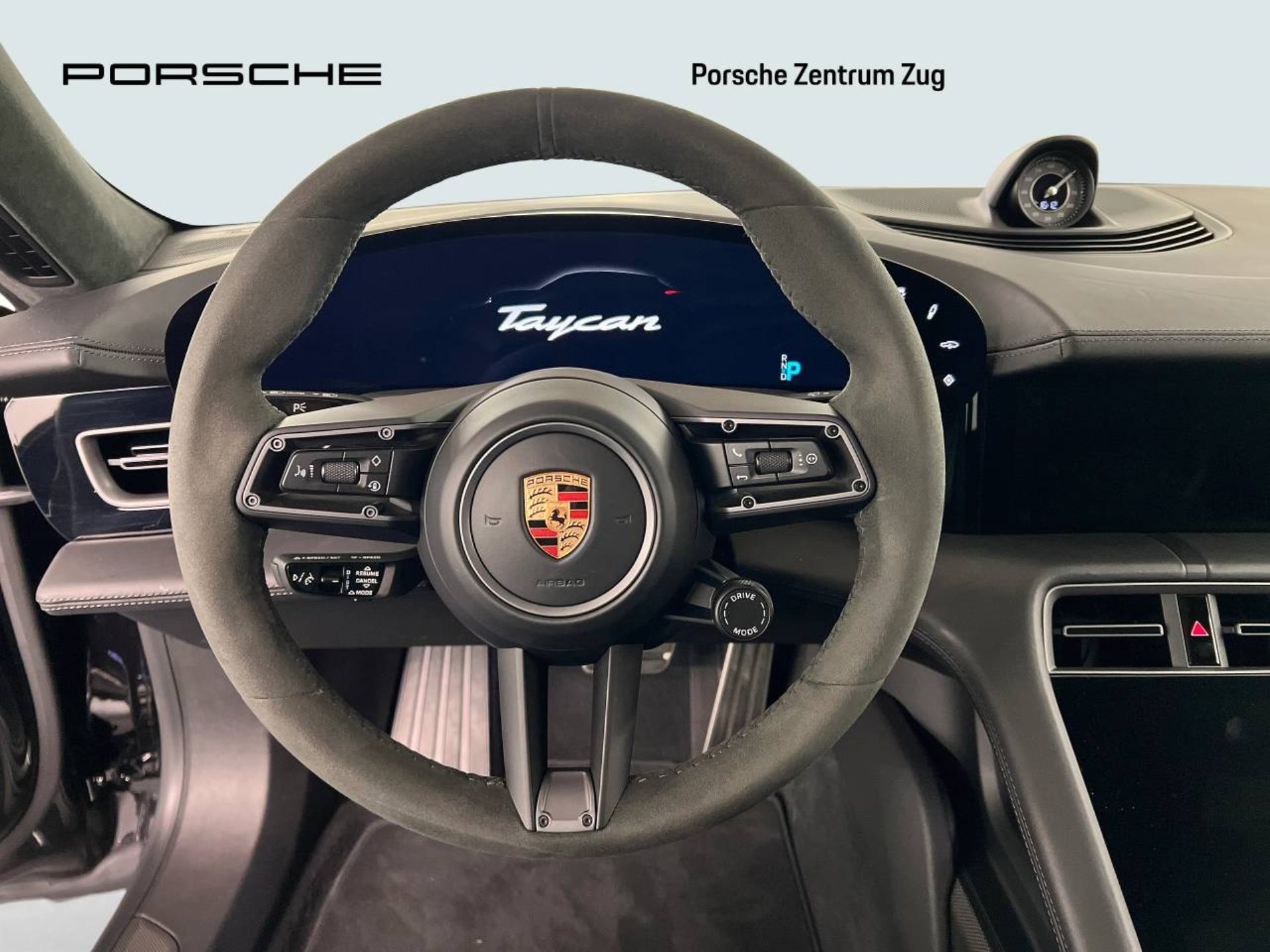 PORSCHE Taycan Turbo S Cross Turismo-image-15