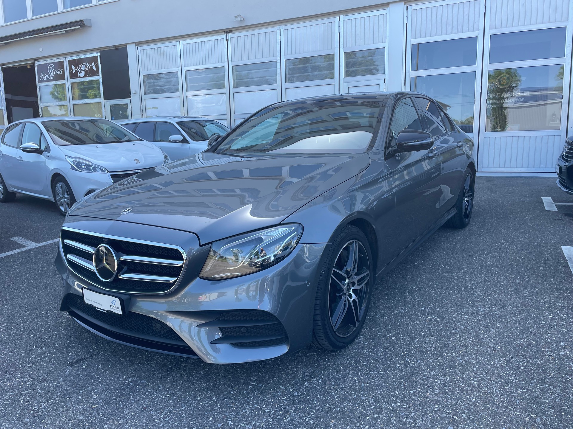 MERCEDES-BENZ E 400 d 4Matic AMG Line 9G-Tronic-showroom-element-1