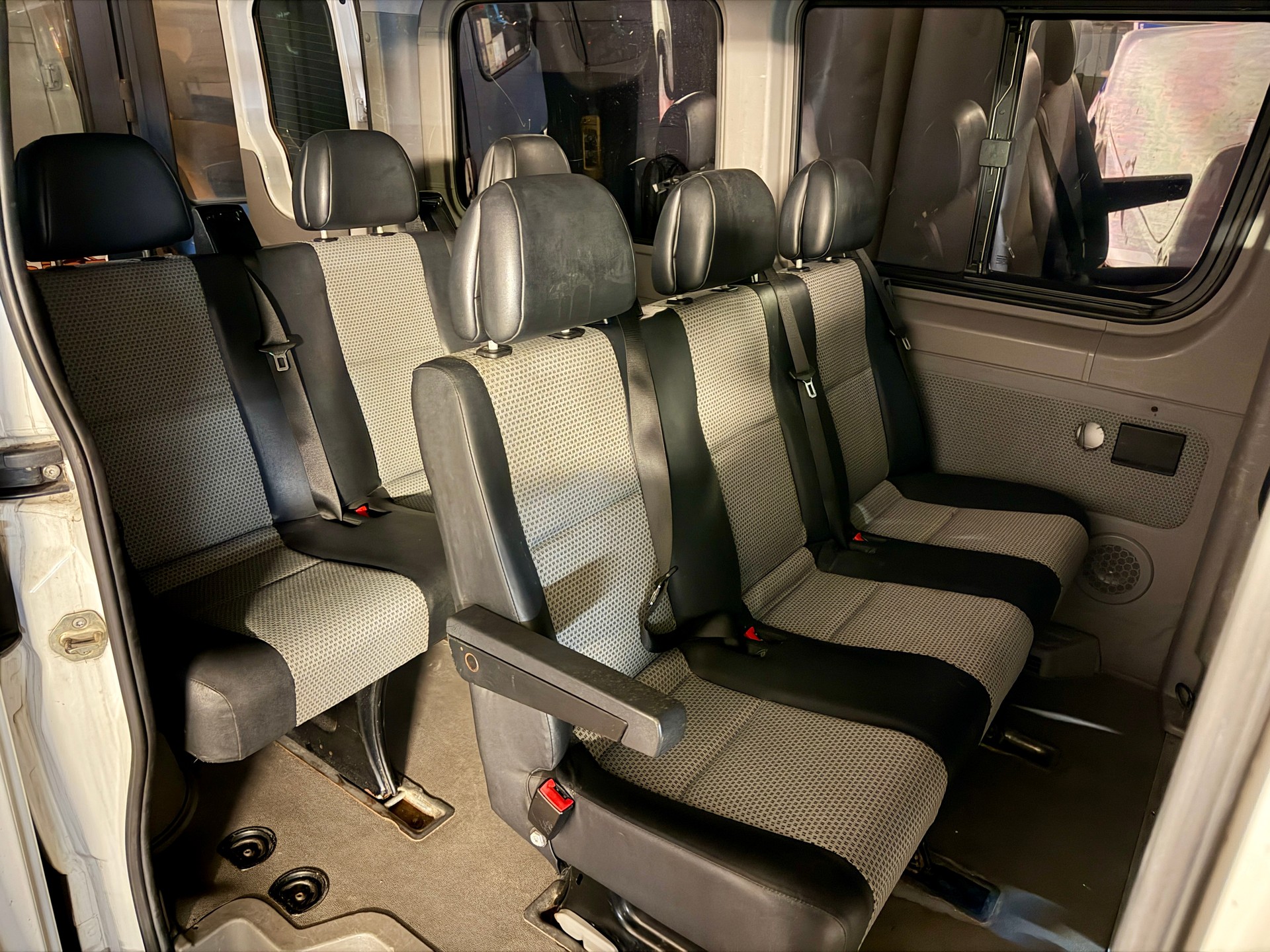 MERCEDES-BENZ Sprinter 211 CDI Kompakt-image-5