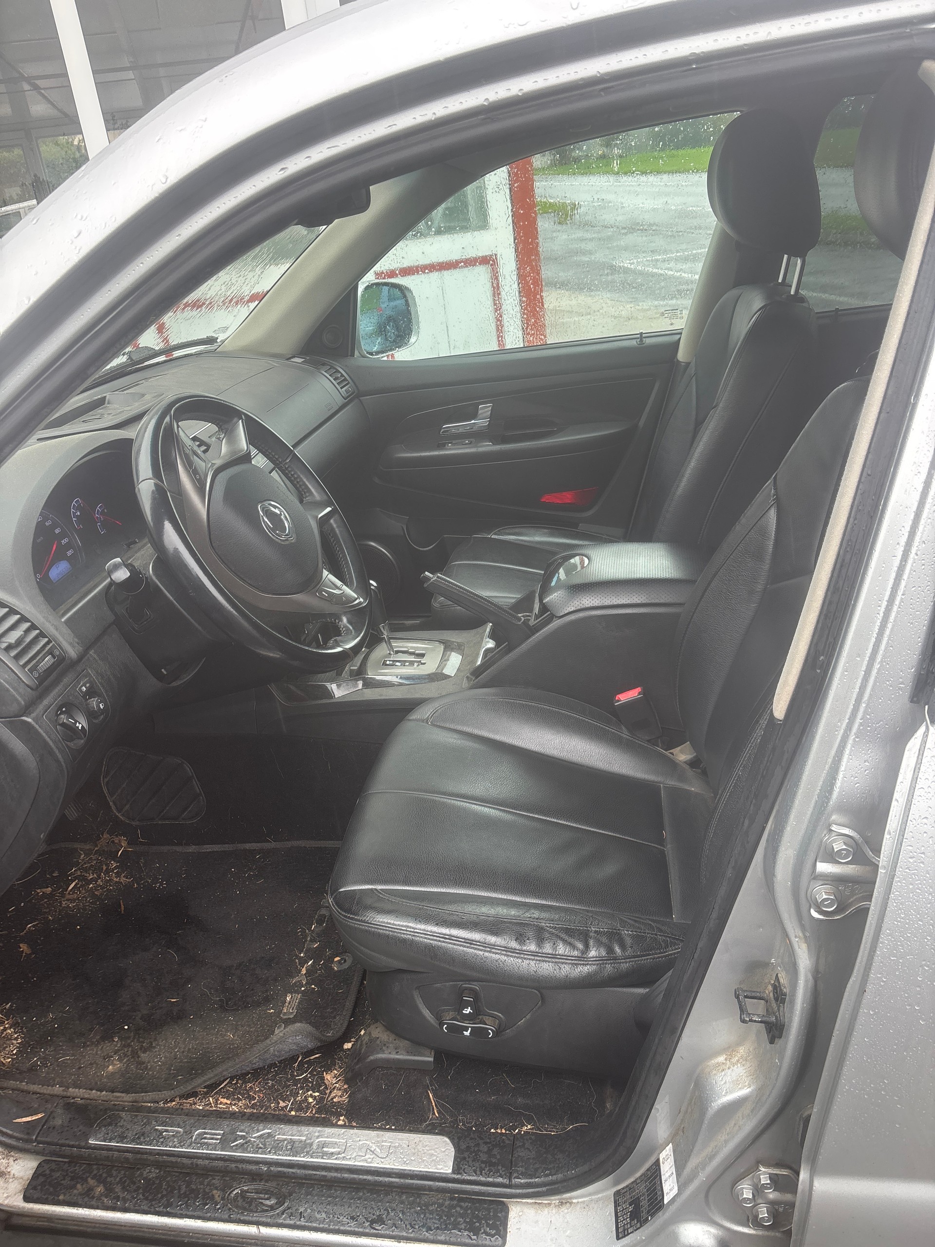 KGM-SsangYong Rexton RX200 e-XDi Quartz 4WD Automatic-image-8