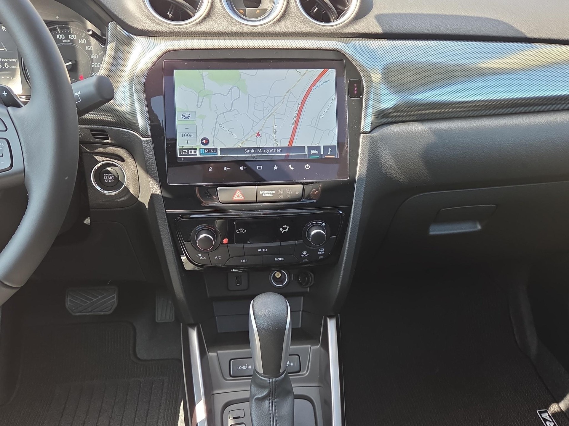 SUZUKI Vitara 1.4 T Compact Top Hybrid 4x4-image-12