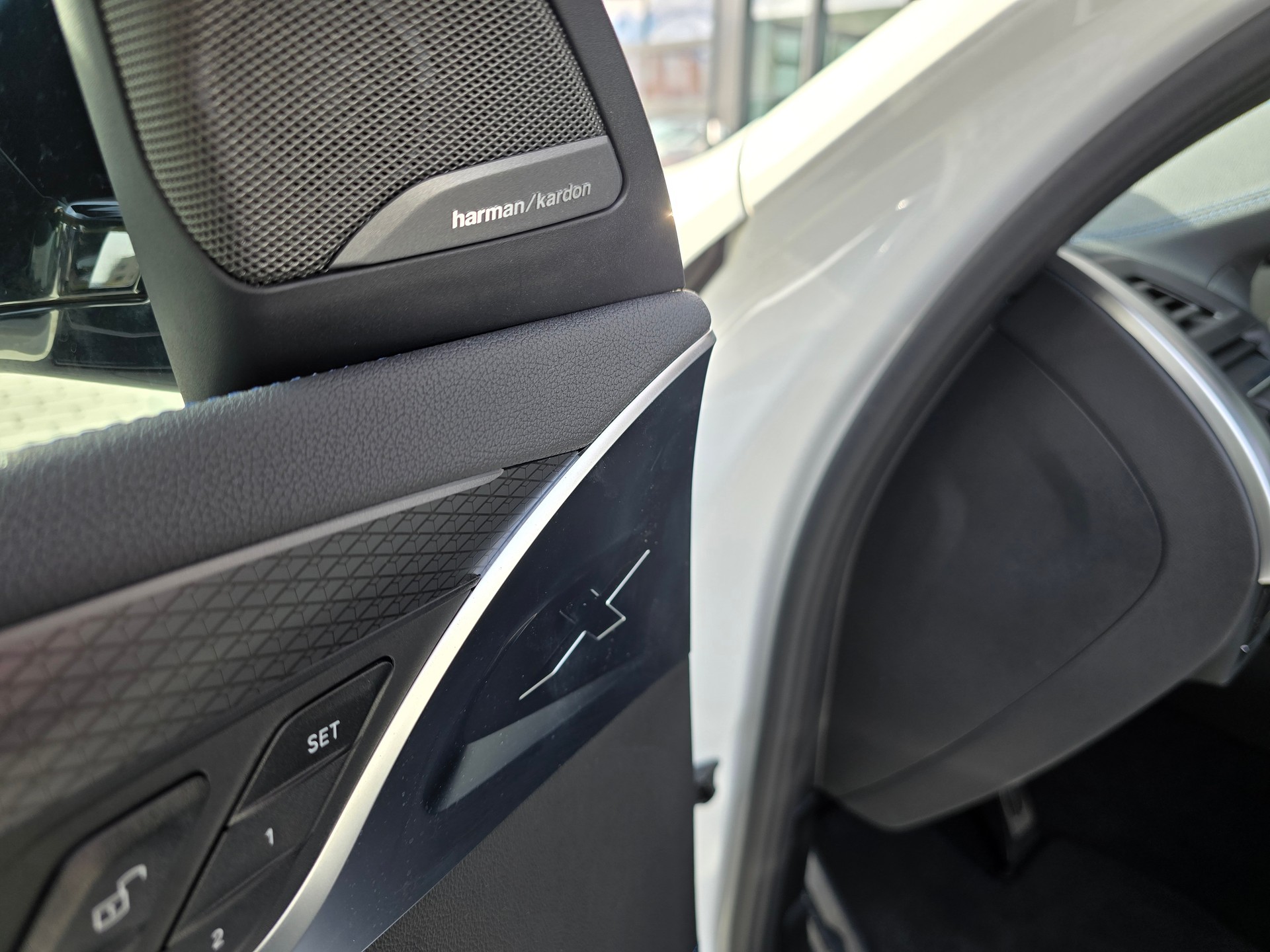BMW X4 M40i 48V Steptronic CH-Fahrzeug-image-19