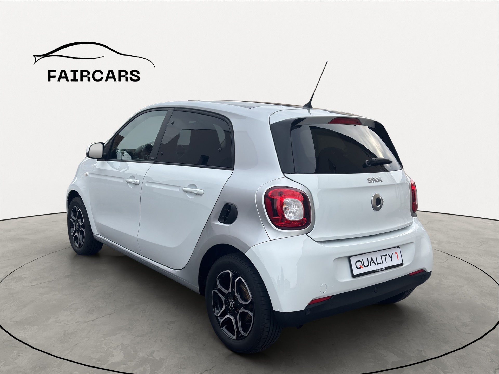 SMART forfour prime twinamic, CH Fahrzeug, Ledersitze, Leasing ab CHF 92.50-showroom-element-3