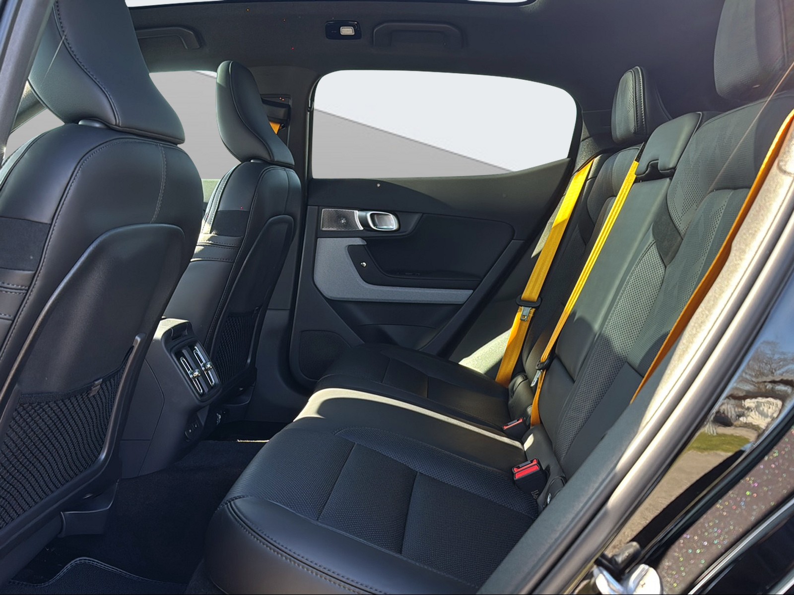 POLESTAR 2 Long Range Dual Motor-image-13