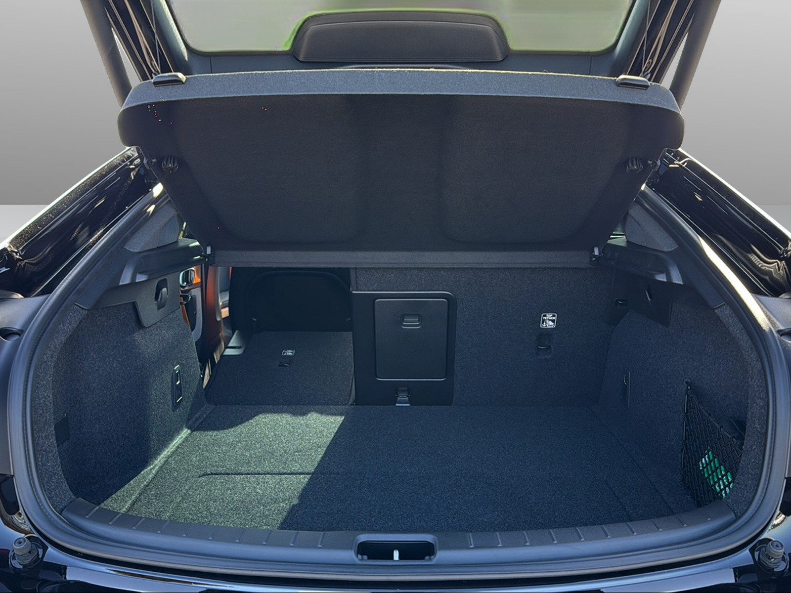 POLESTAR 2 Long Range Dual Motor-image-15