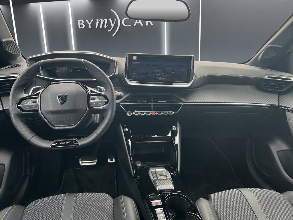 PEUGEOT 208 1.2 MHEV 145 GT-image-5