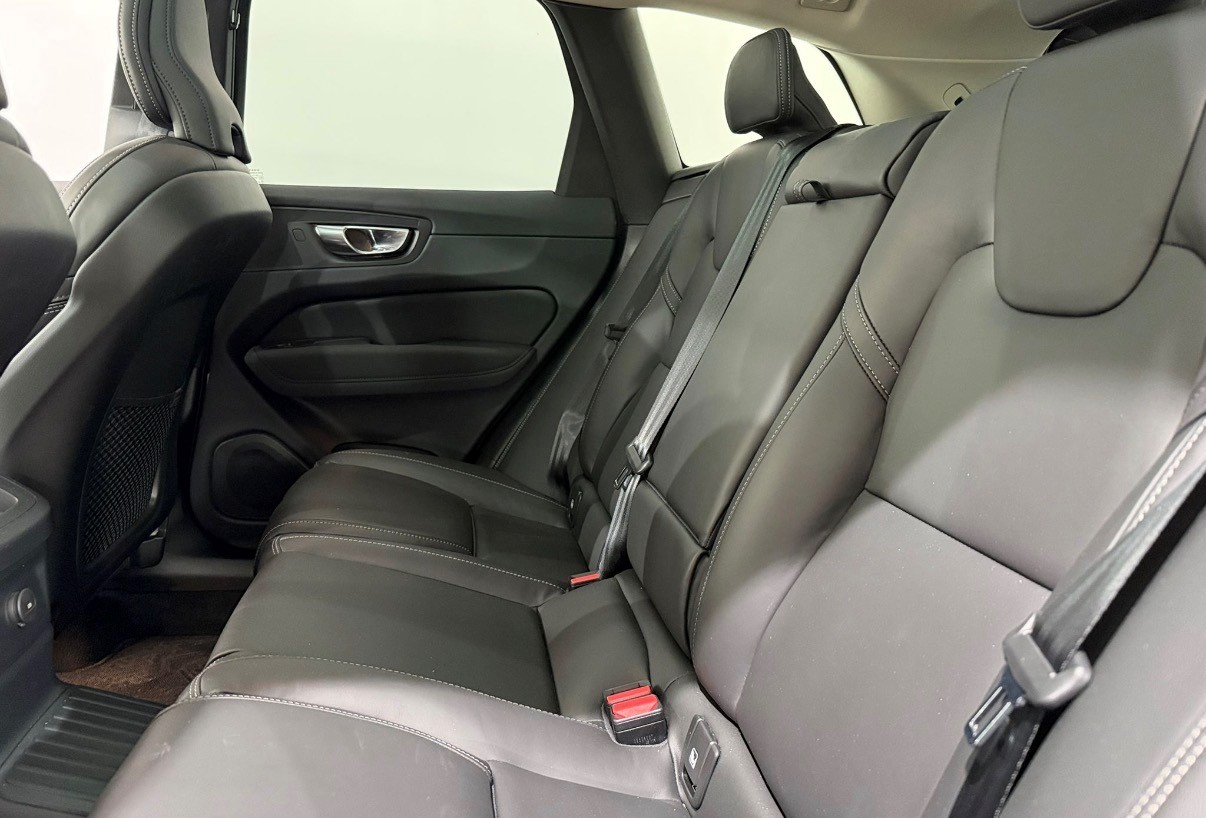 VOLVO XC60 2.0 T6 TE Ultra Bright eA-image-6