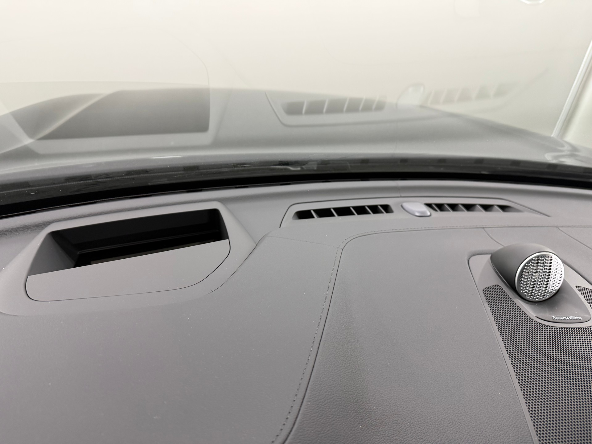 VOLVO XC60 2.0 T6 TE Ultra Bright eA-image-13