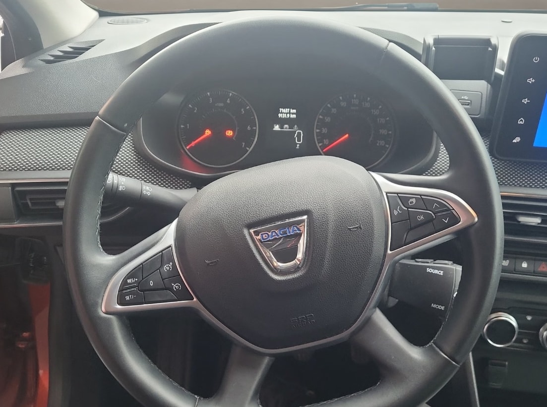DACIA Jogger TCe 110 Extreme-image-9