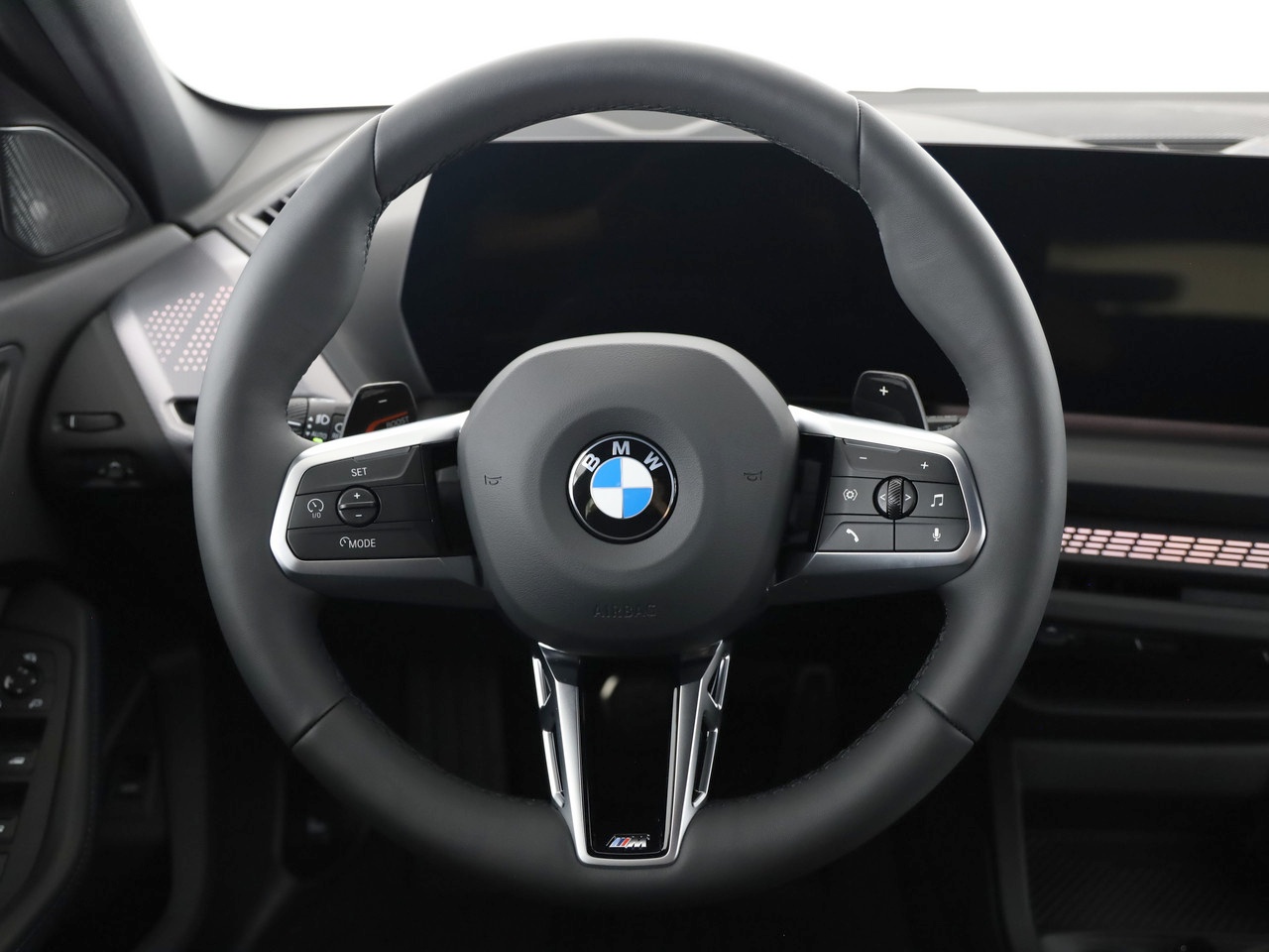 BMW 123 xDrive M Sport Steptronic-image-5