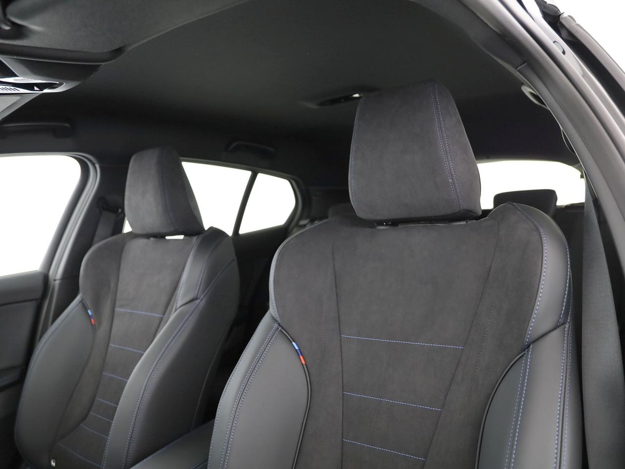 BMW 123 xDrive M Sport Steptronic-image-12