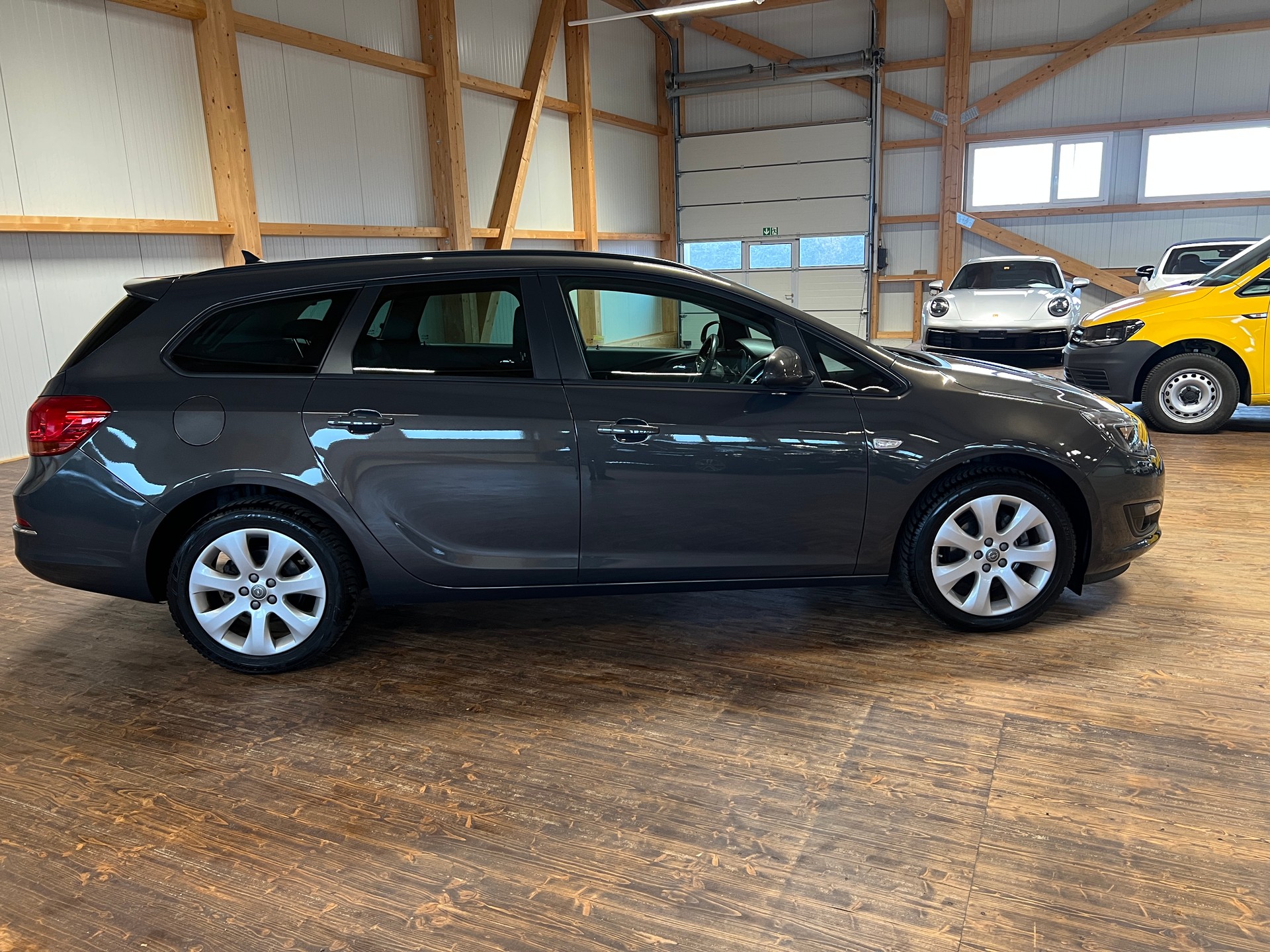 OPEL Astra SportsTourer 1.4i 16V Turbo-image-3