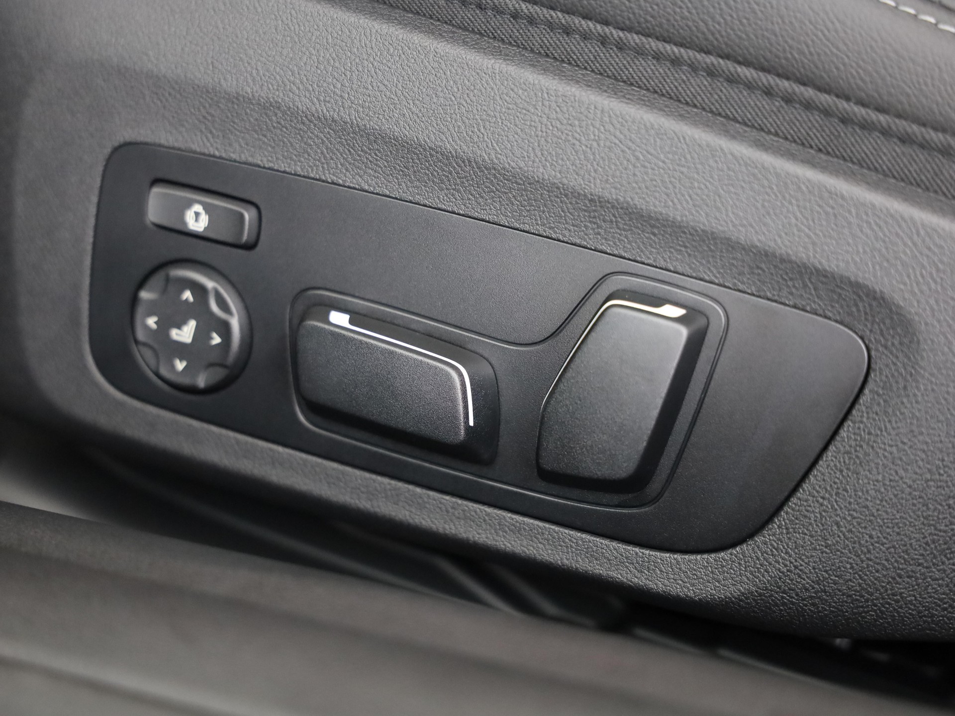 BMW 420i Cabrio-image-20