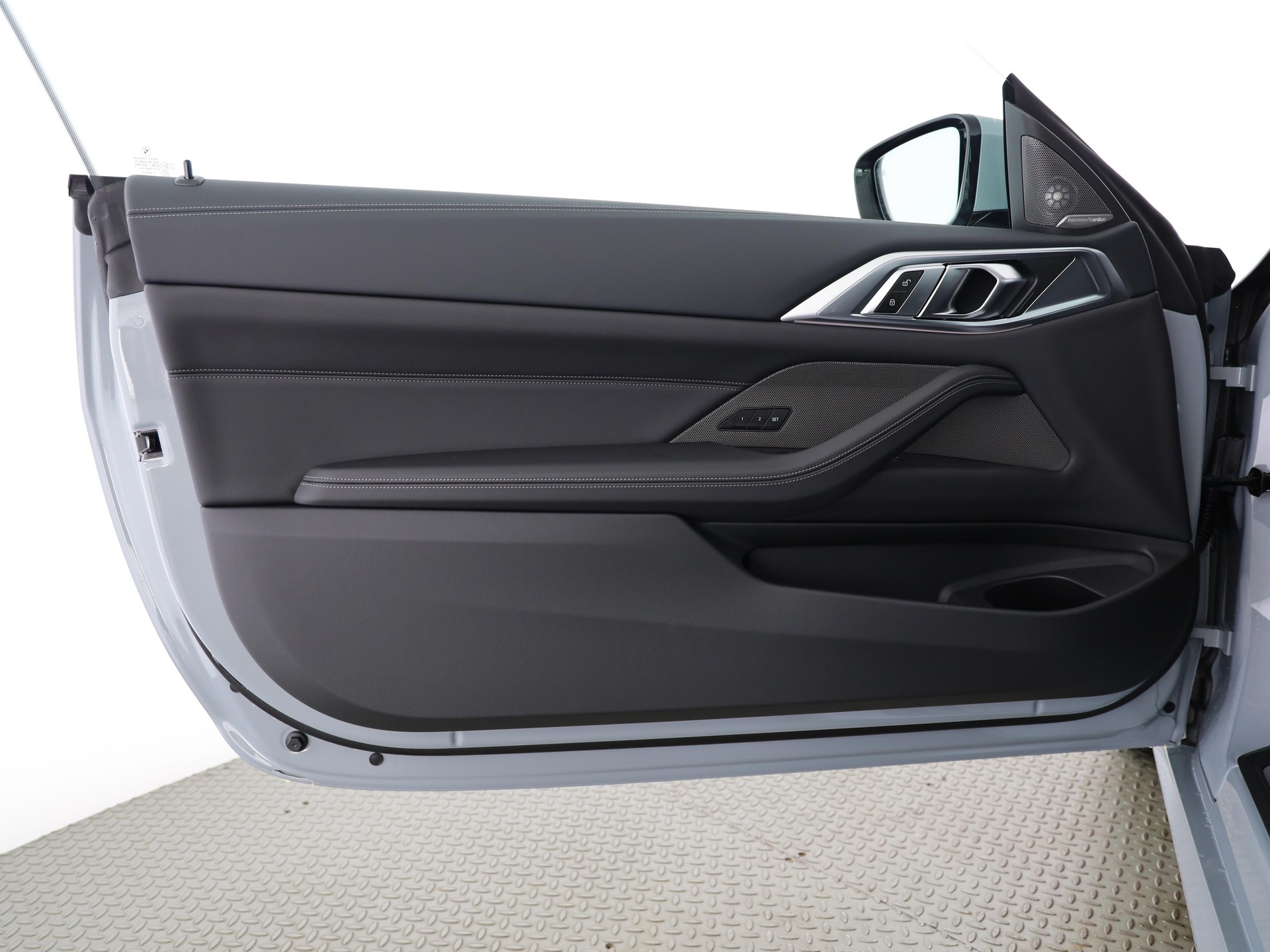 BMW 420i Cabrio-image-7