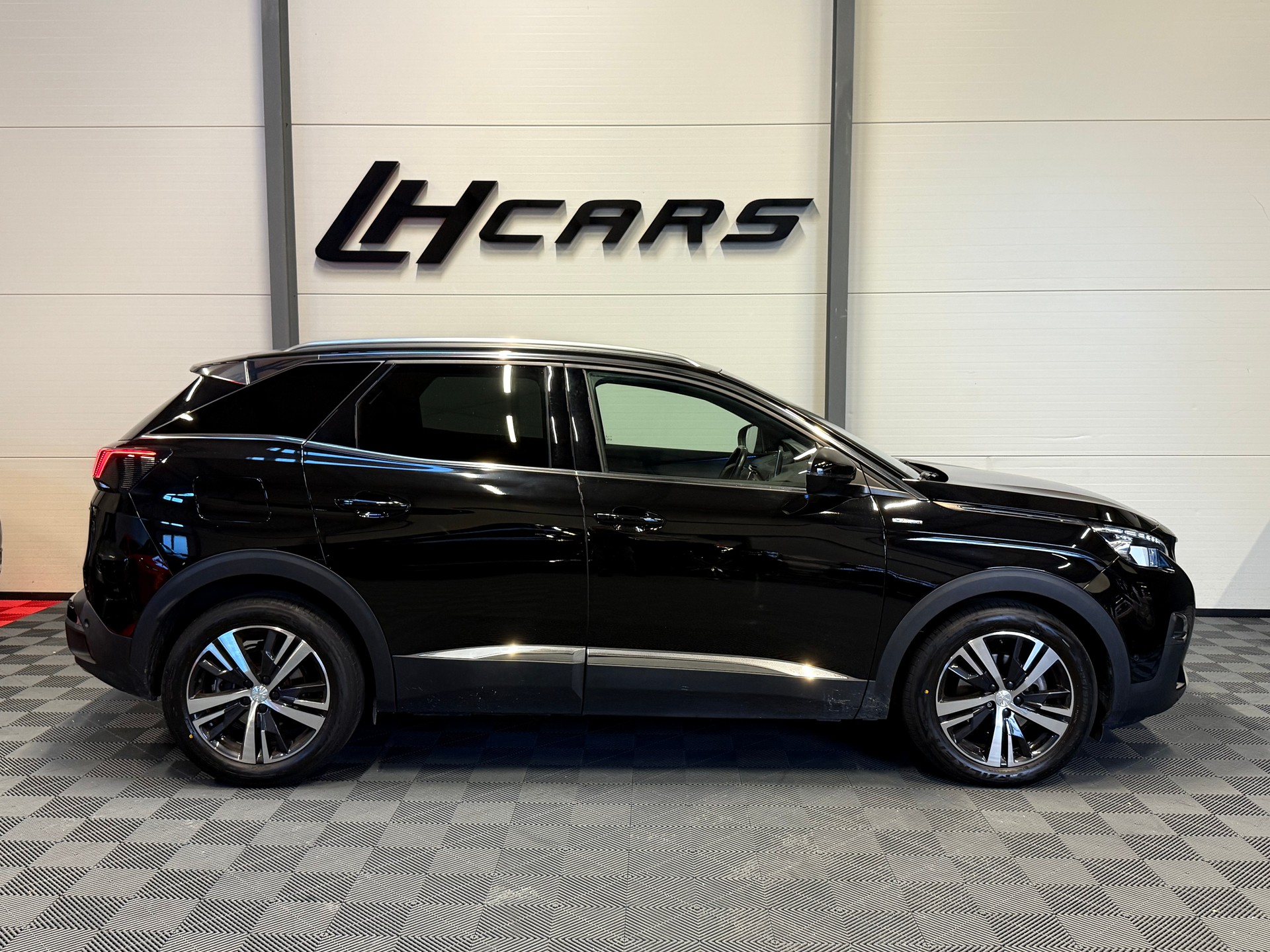 PEUGEOT 3008 1.6 THP Allure-image-4