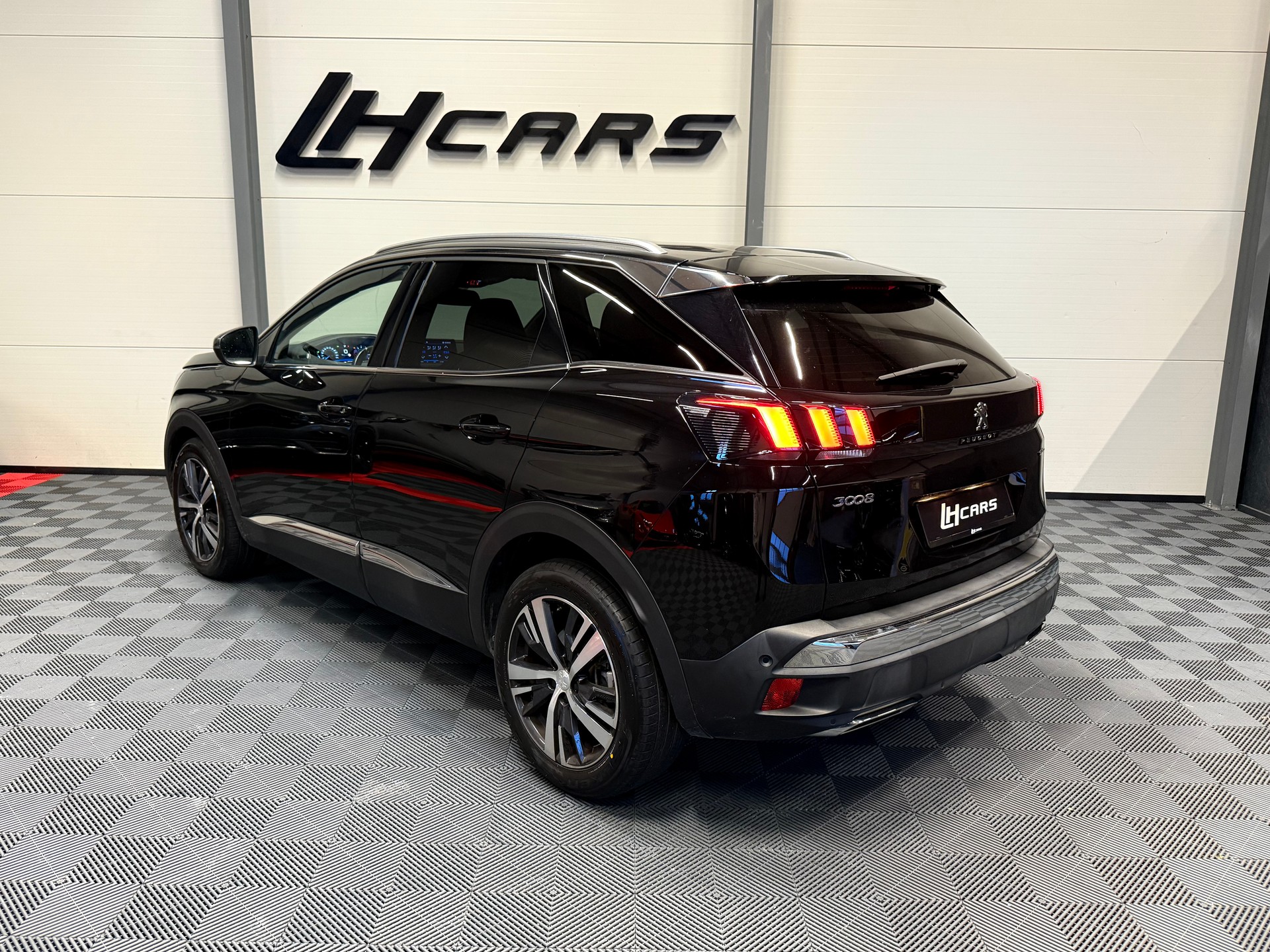 PEUGEOT 3008 1.6 THP Allure-image-2