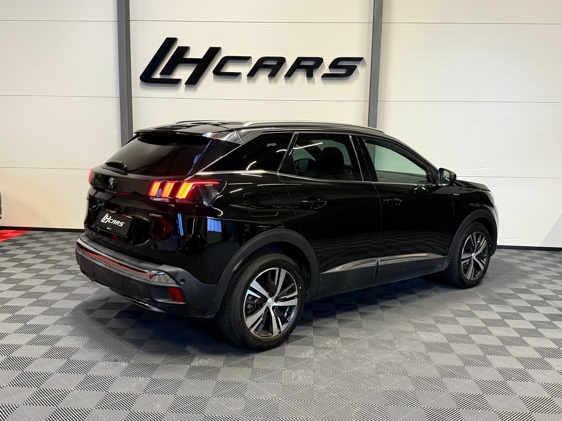 PEUGEOT 3008 1.6 THP Allure-image-3