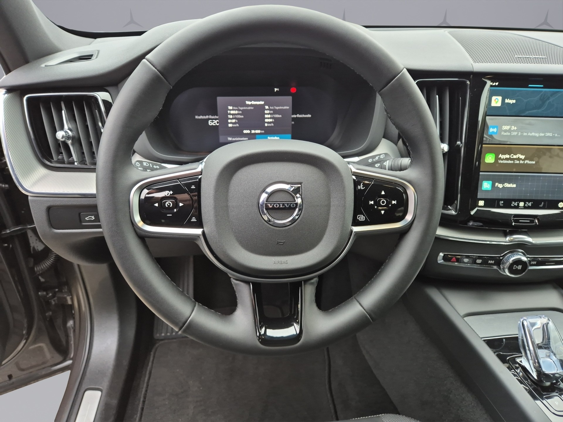 VOLVO XC60 2.0 T8 TE Plus Dark eAWD-image-10