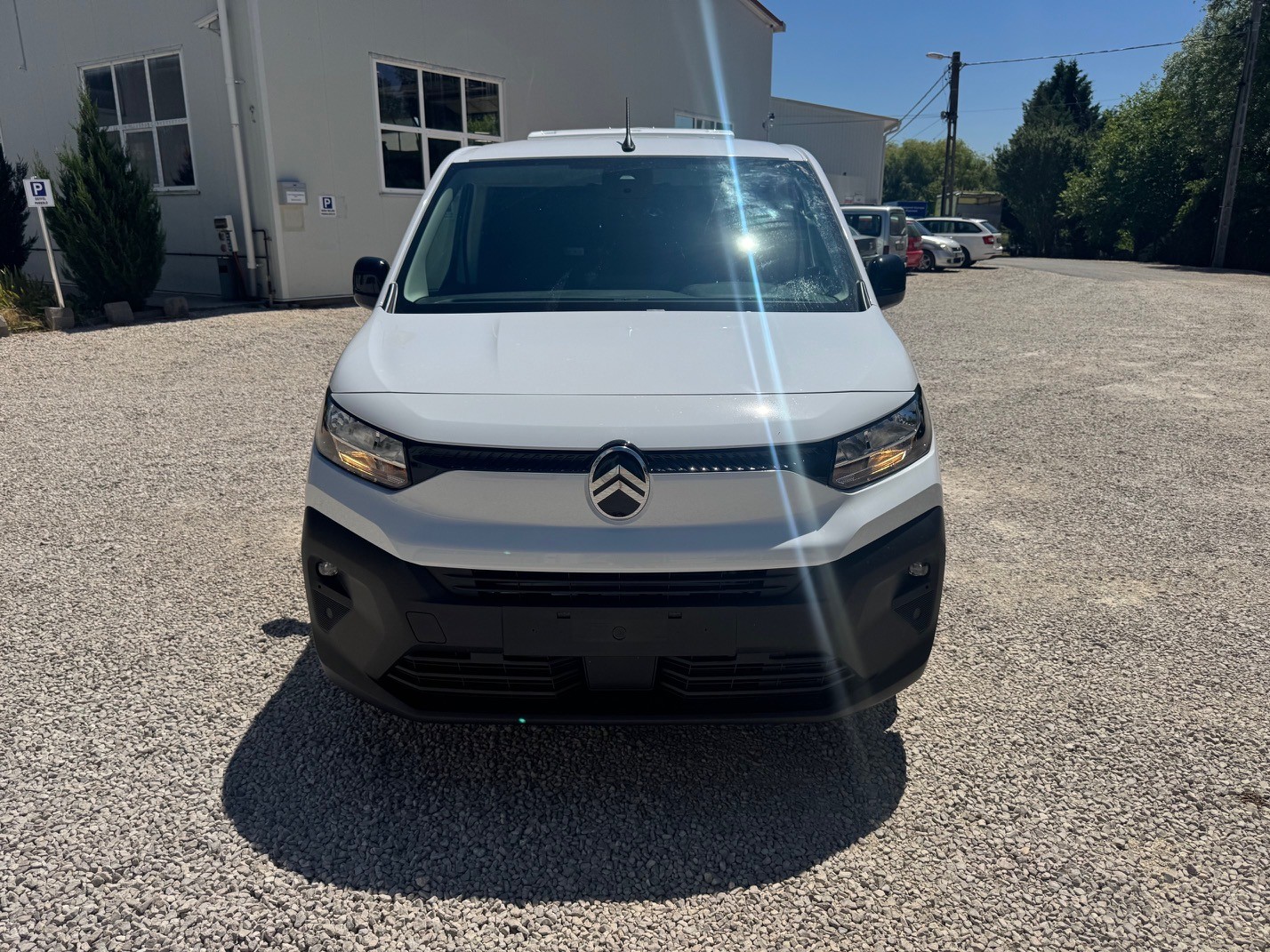 CITROEN XL 1.5 Aut.-130Ps mit Carrier Kühlausbau und Top Ausstattung.-image-5