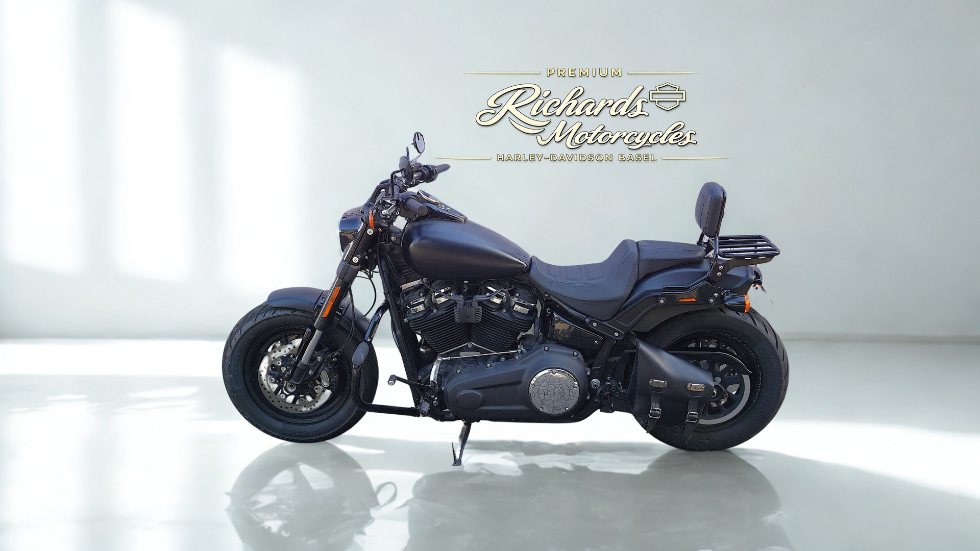 HARLEY-DAVIDSON FXFBS Fat Bob 114 ABS-showroom-element-3