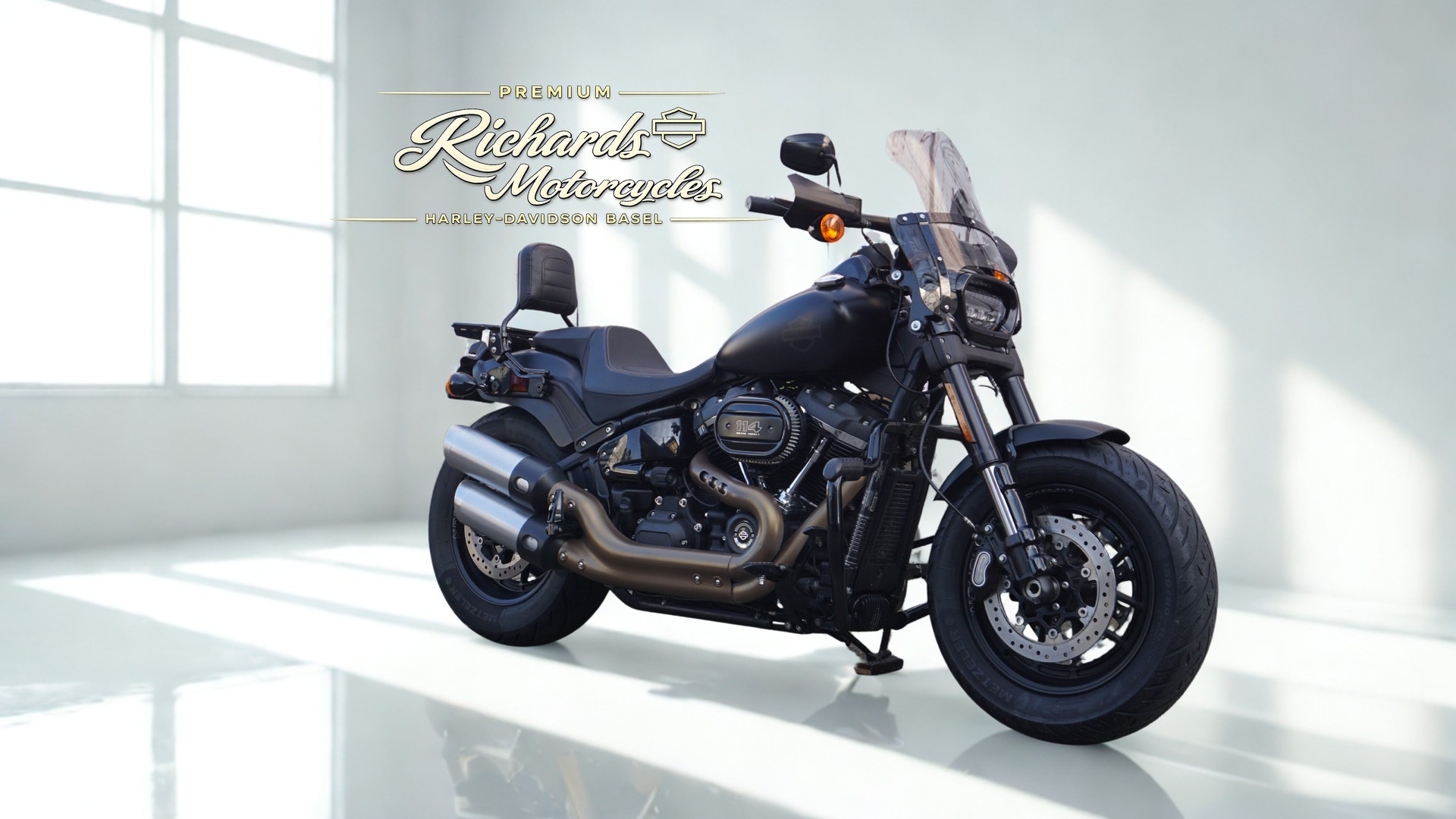 HARLEY-DAVIDSON FXFBS Fat Bob 114 ABS-showroom-element-1