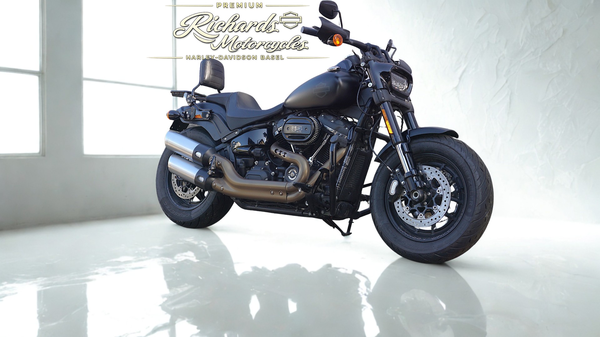 HARLEY-DAVIDSON FXFBS Fat Bob 114 ABS-showroom-element-1