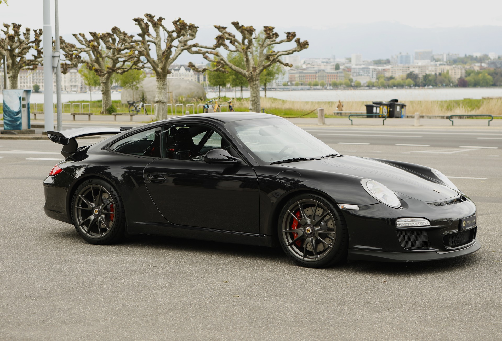 PORSCHE 911 GT3 3.8 - 997.2-image-3