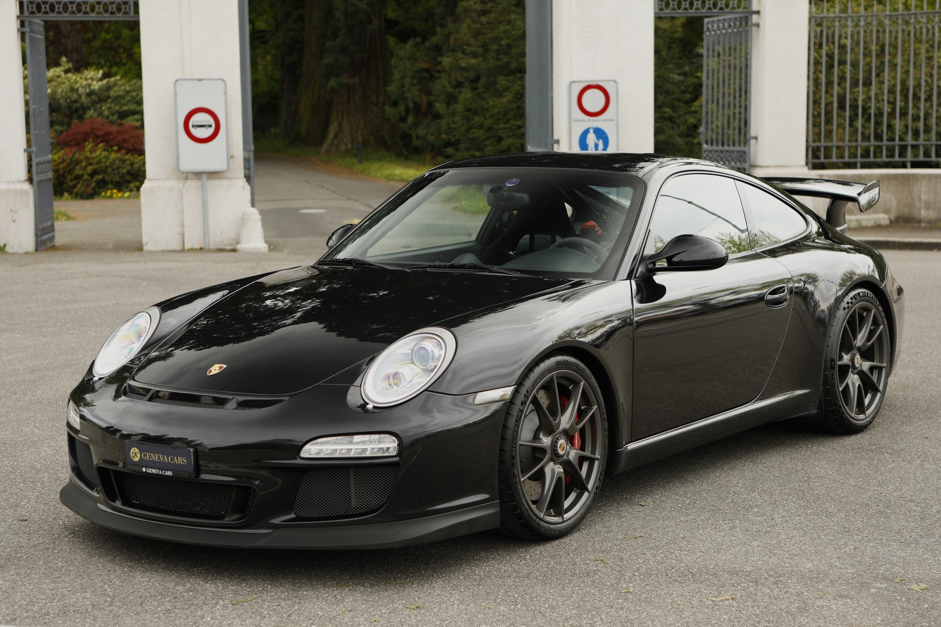PORSCHE 911 GT3 3.8 - 997.2-image-2