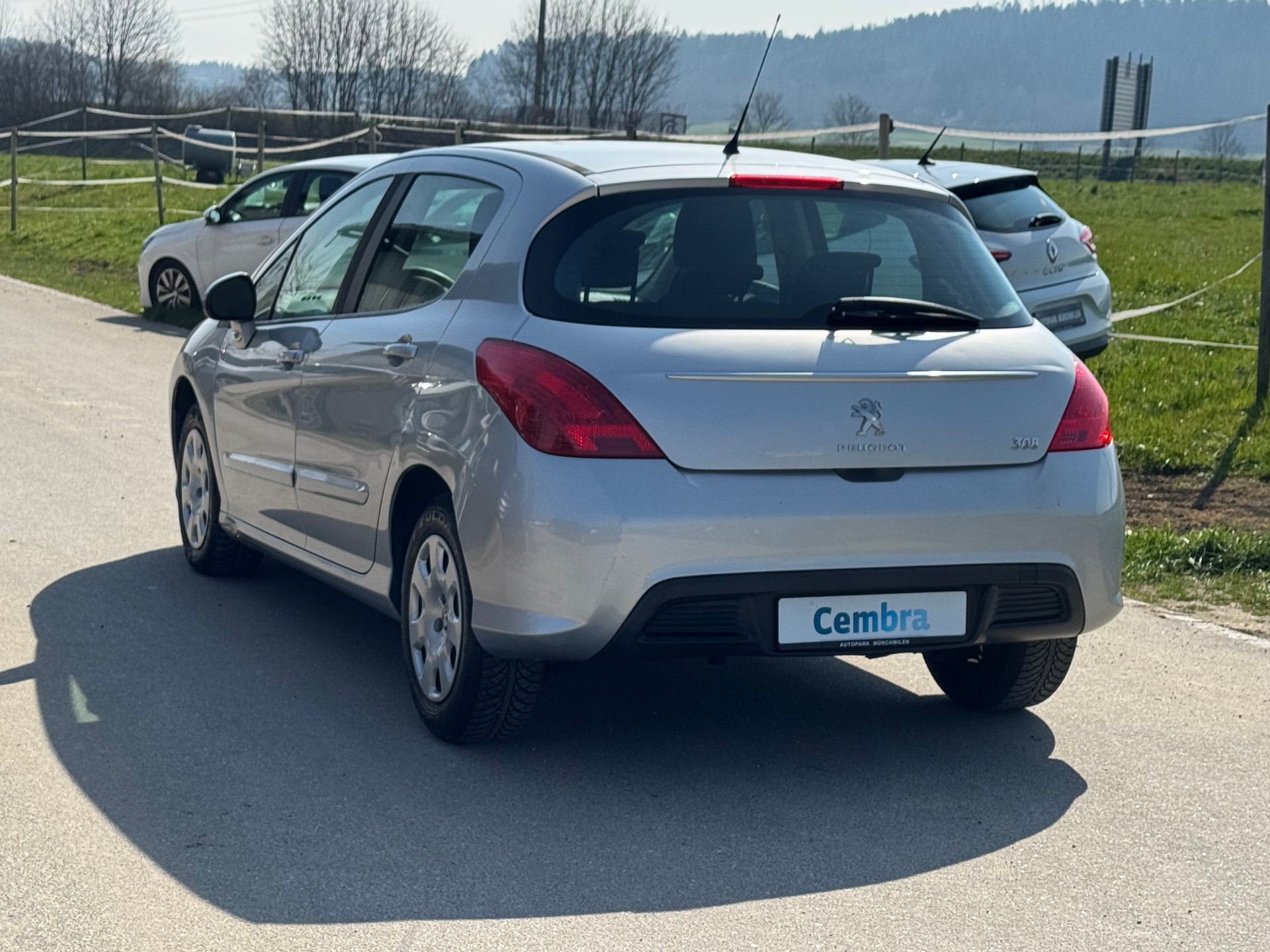 PEUGEOT 308 1.4 16V VTI Access-image-3