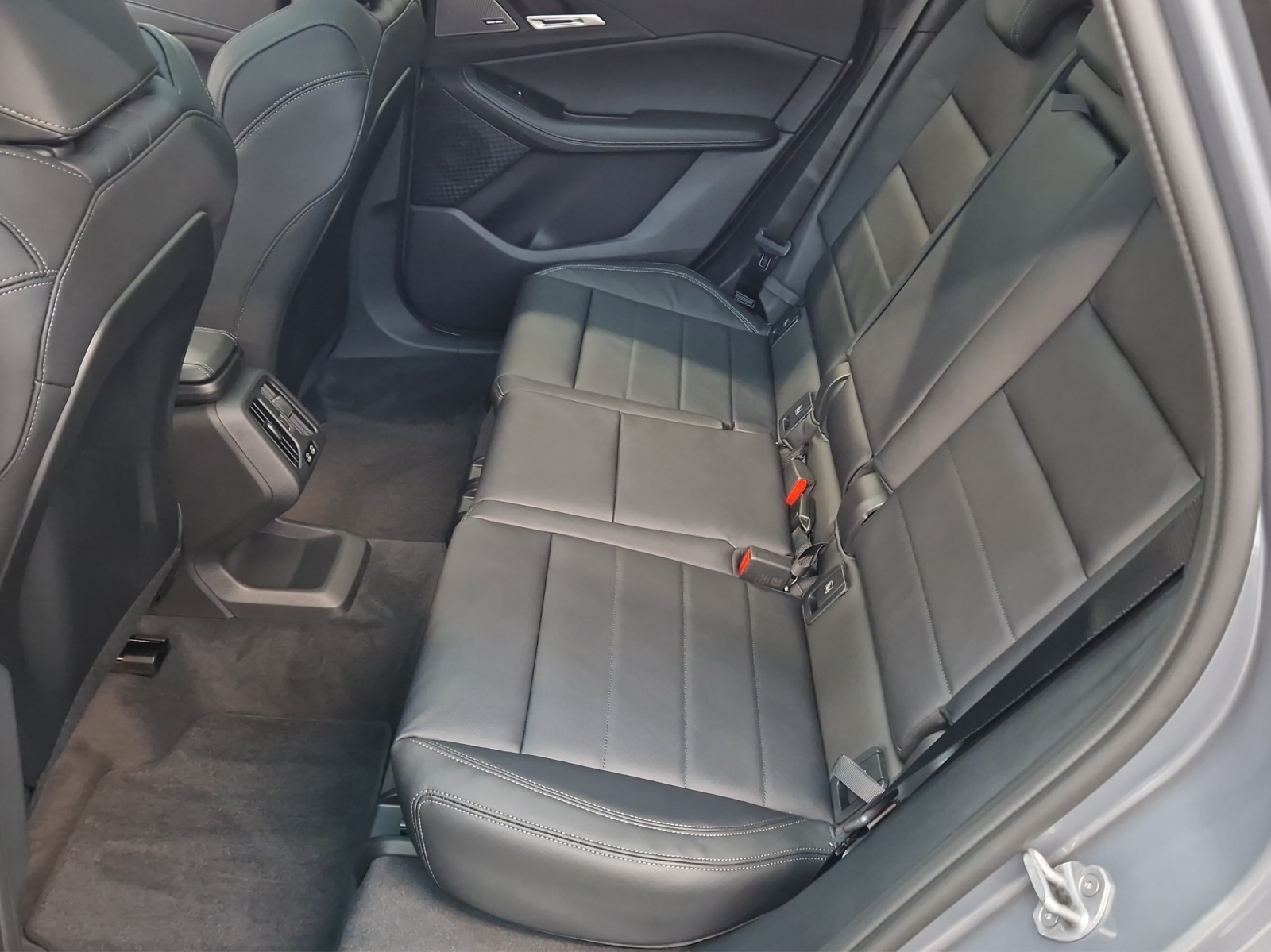 BMW 223i Active Tourer xDrive M Sport DKG-image-23