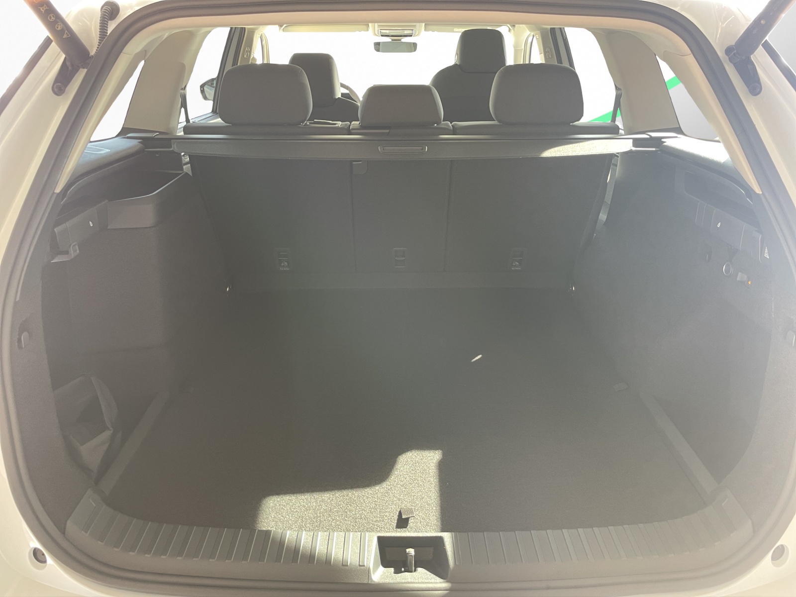 SKODA Kodiaq 1.5 TSI PHEV Dynamic-image-14