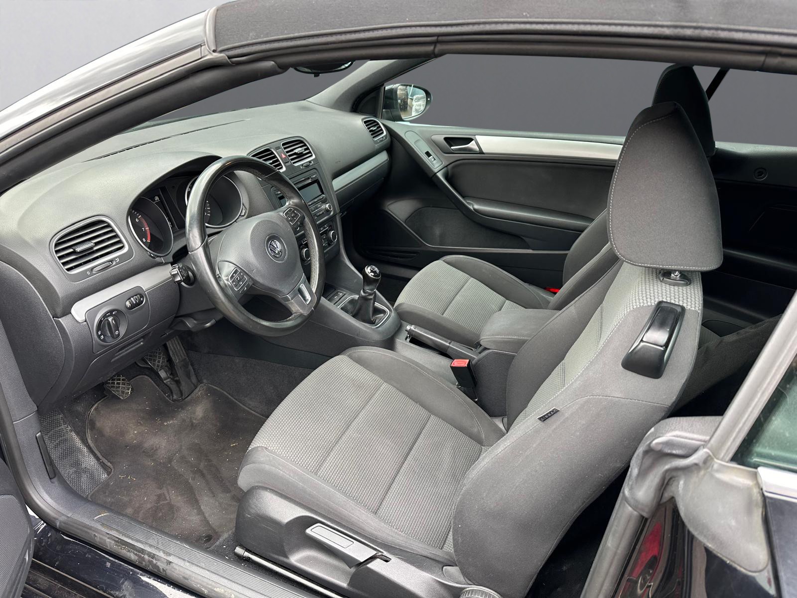 VW Golf Cabrio 1.2 TSI BMT Blackline-image-8