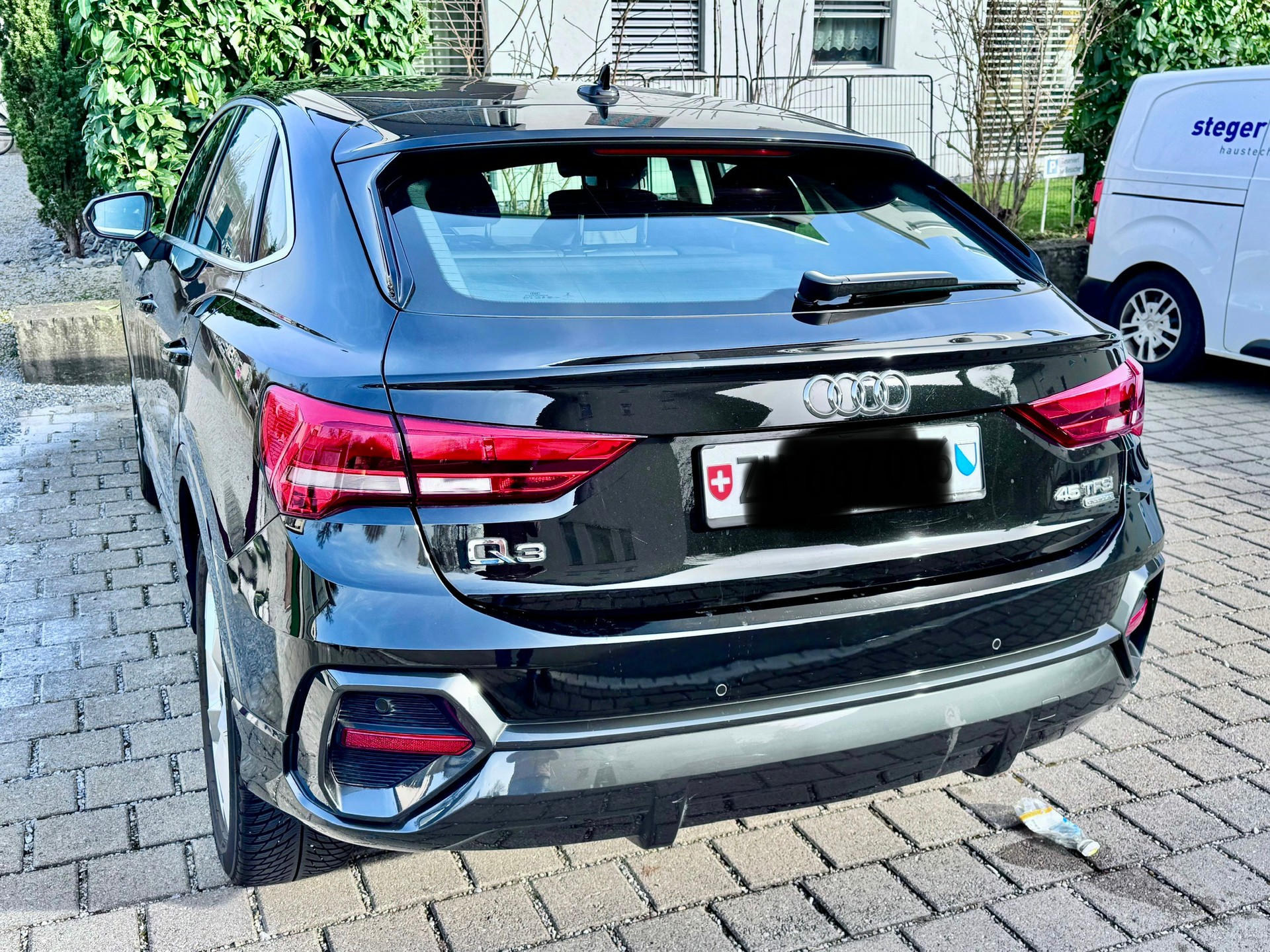 AUDI Q3 Sportback 45 TFSI quattro S-tronic-image-5