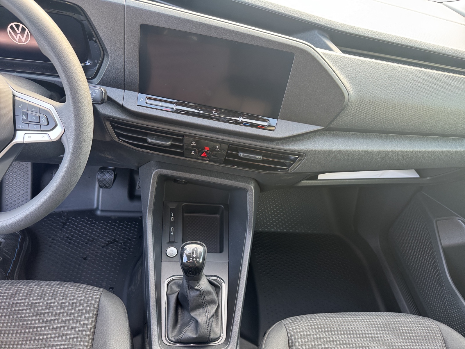 VW Caddy Cargo 1.5 TSI Entry-image-10
