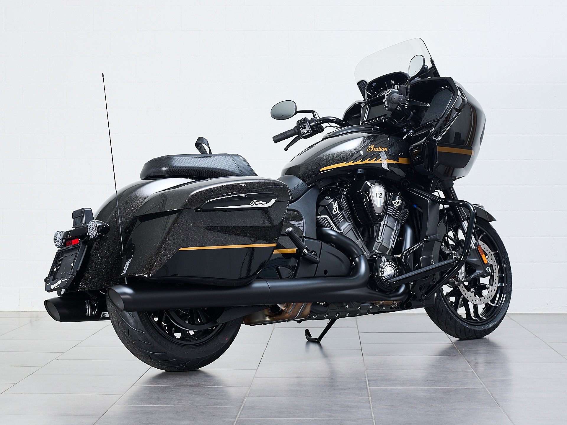 INDIAN Challenger Dark Horse-image-4