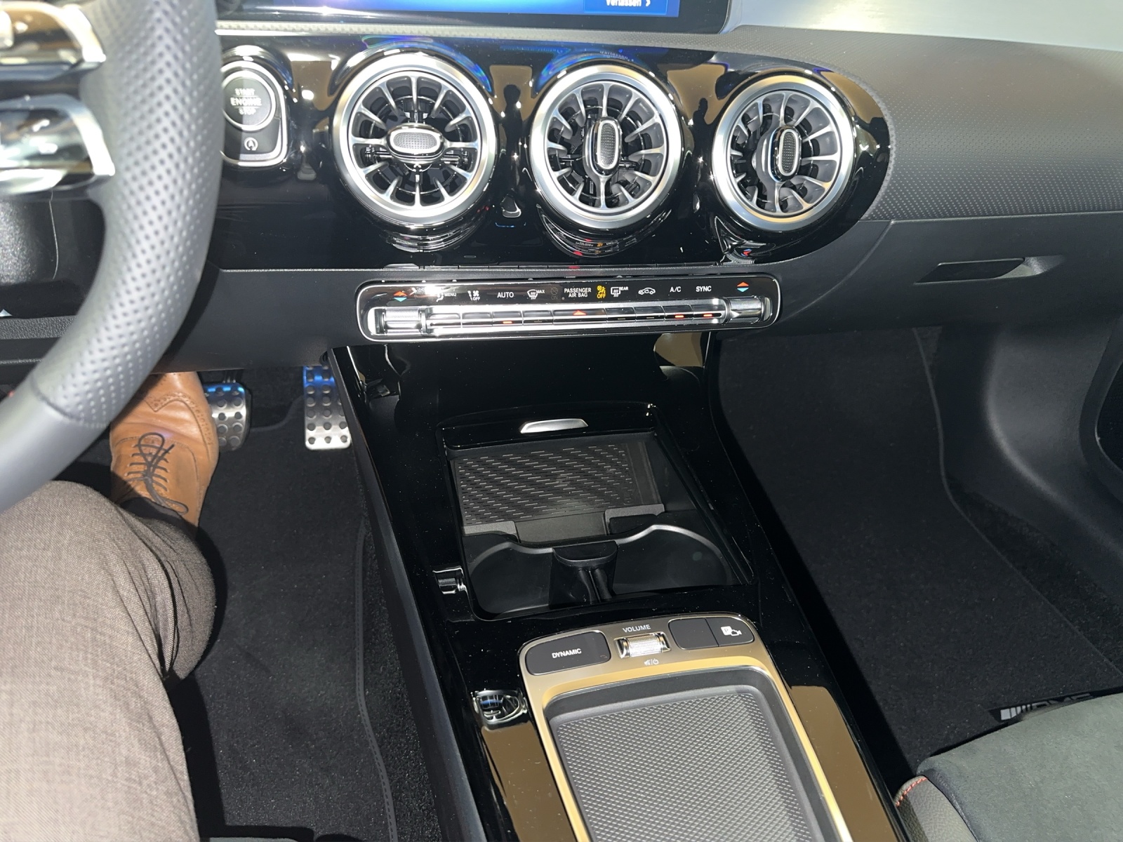 Image MERCEDES-BENZ A-220 A 220 4Matic 8G-DCT