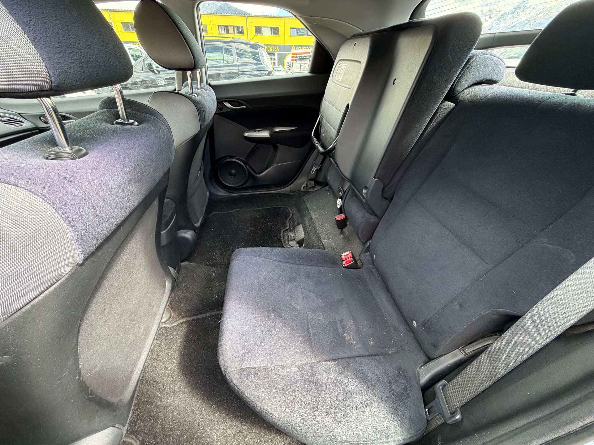 HONDA Civic 1.8i Comfort-image-11