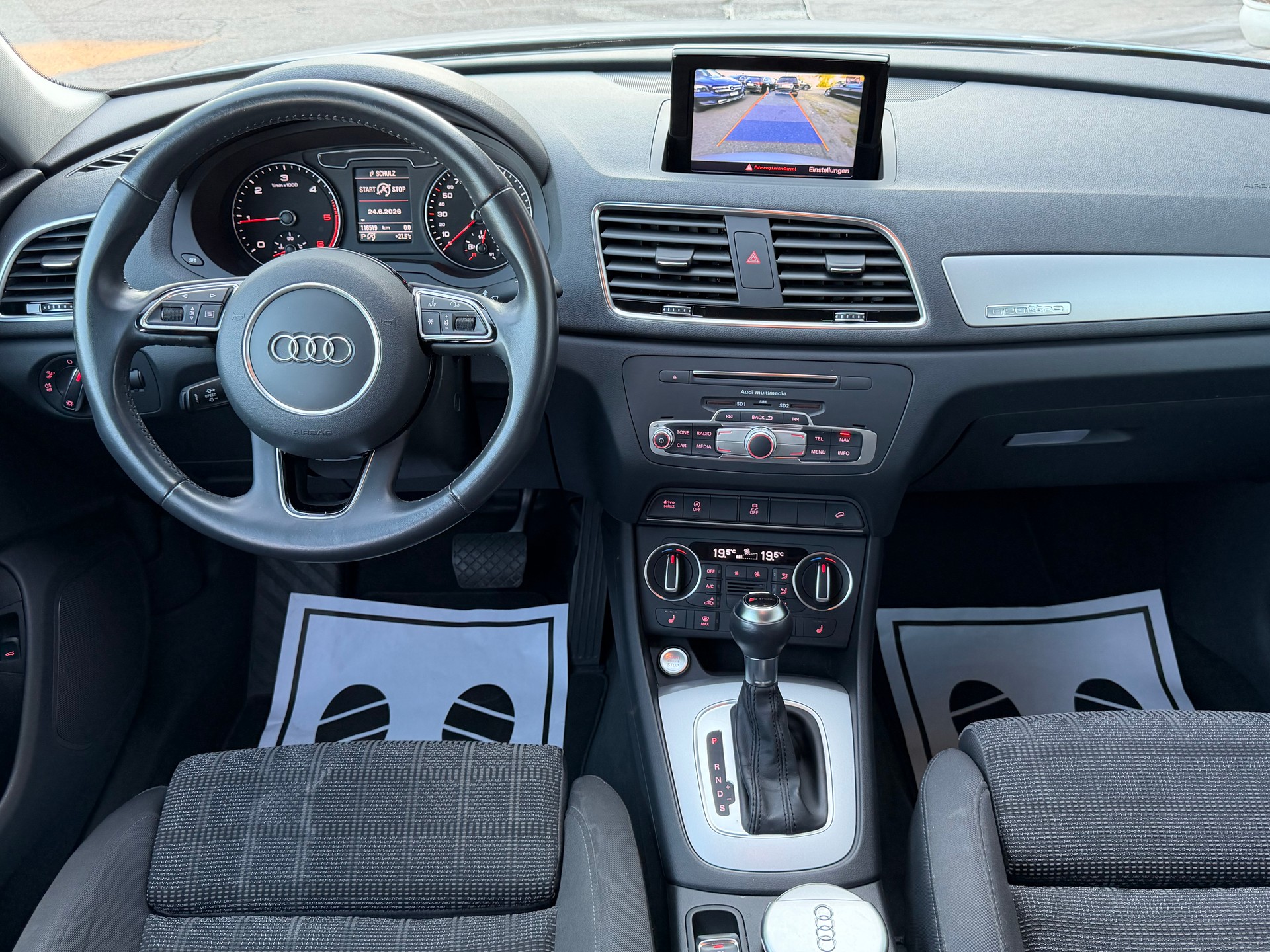 AUDI Q3 2.0 TDI sport quattro S-tronic-image-7
