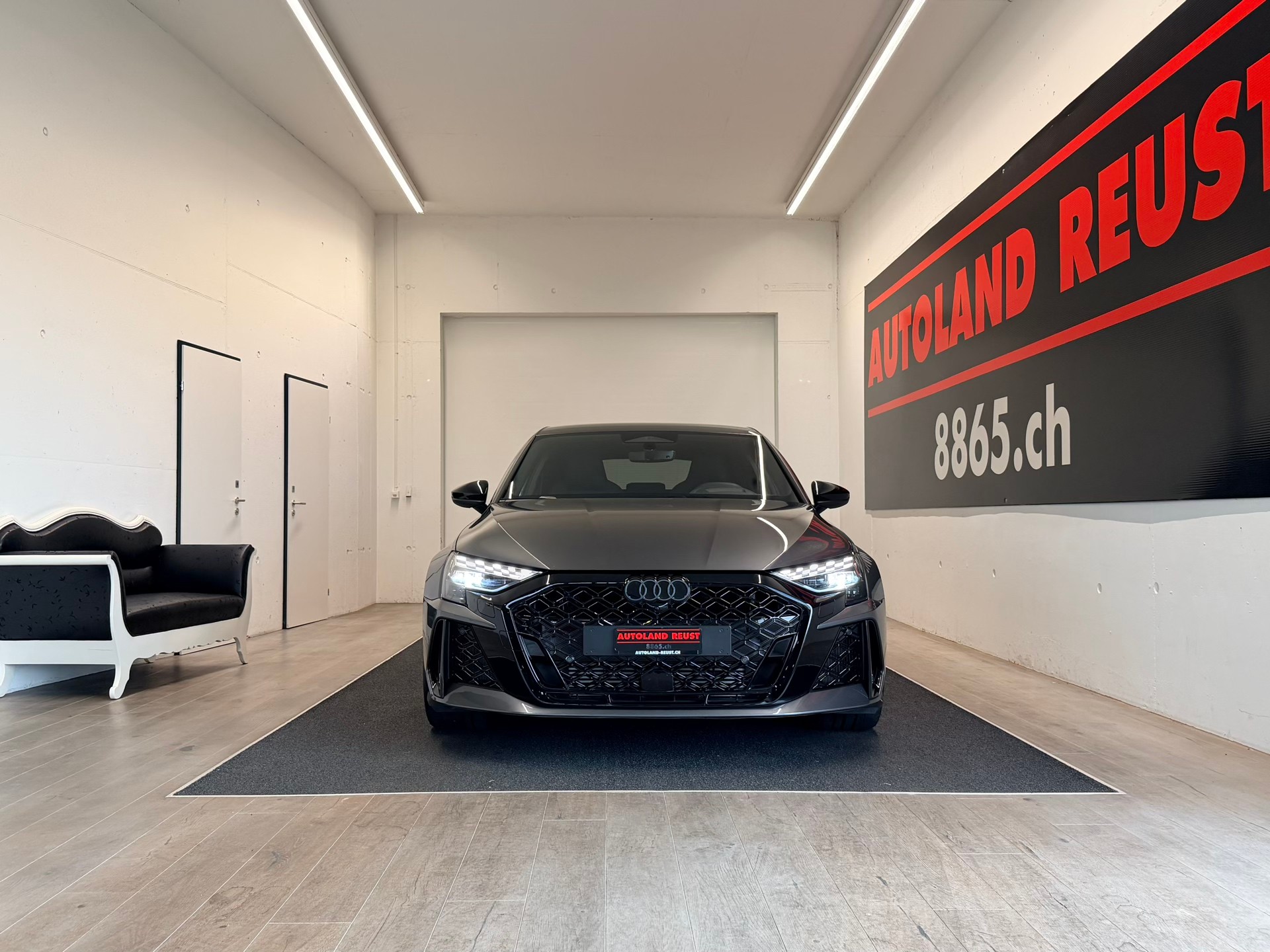 AUDI RS3 Sportback 2.5 TSI quattro S-tronic-image-1