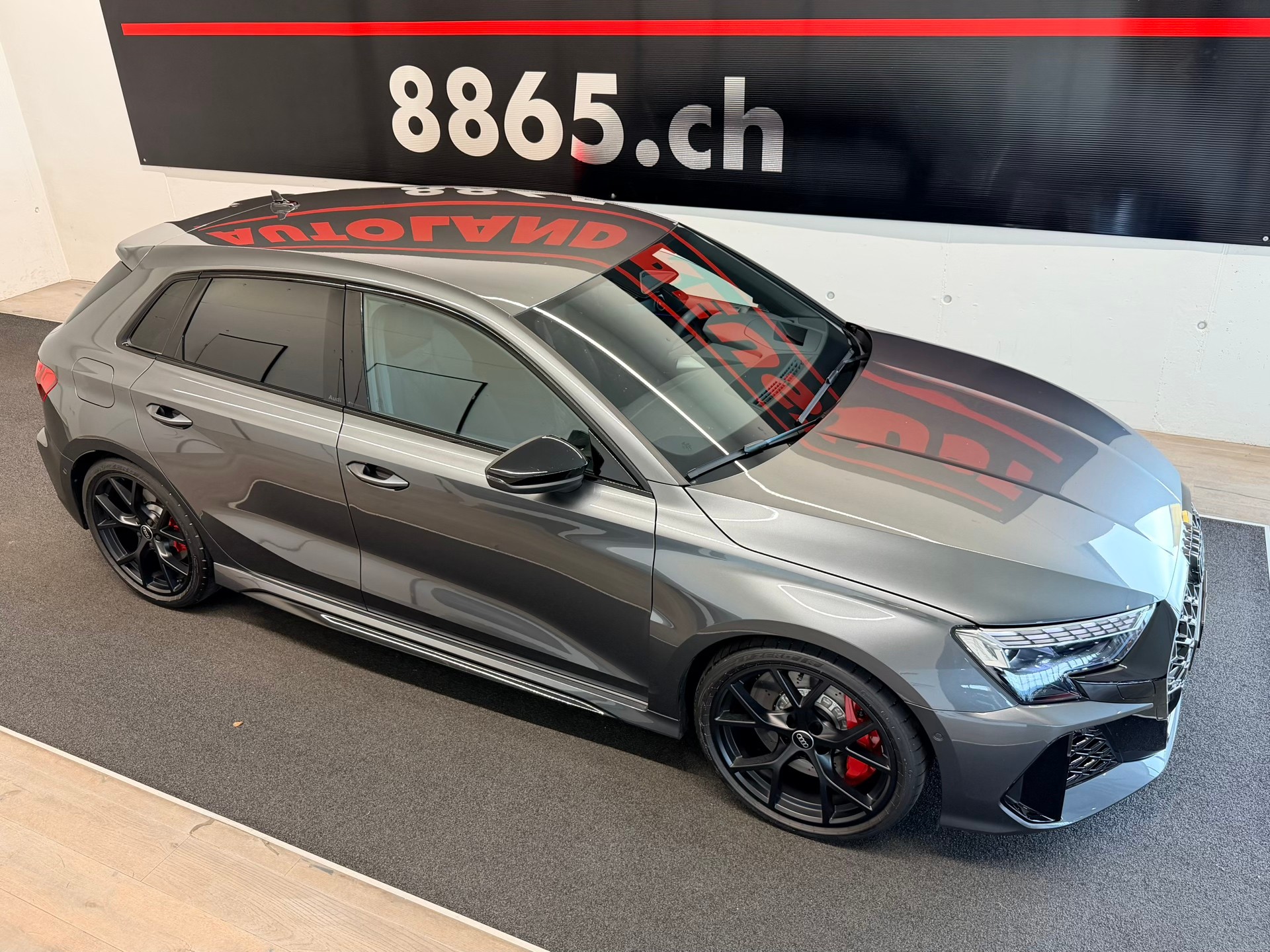 AUDI RS3 Sportback 2.5 TSI quattro S-tronic-image-4