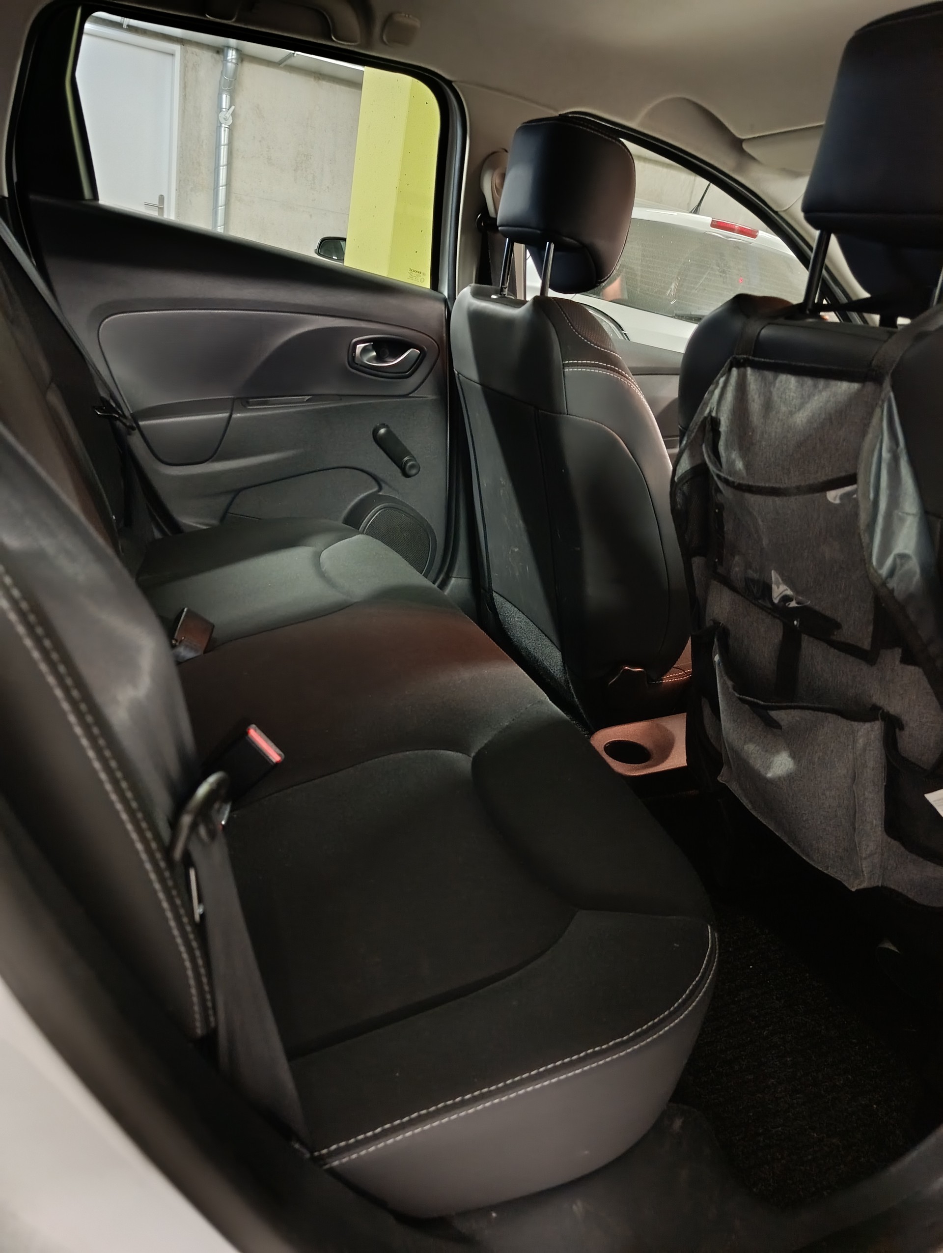 RENAULT Renault Clio Grandtour 1.5 dCi – Frisch MFK 03/2026, 1. Hand, Zahnriemen neu-image-4