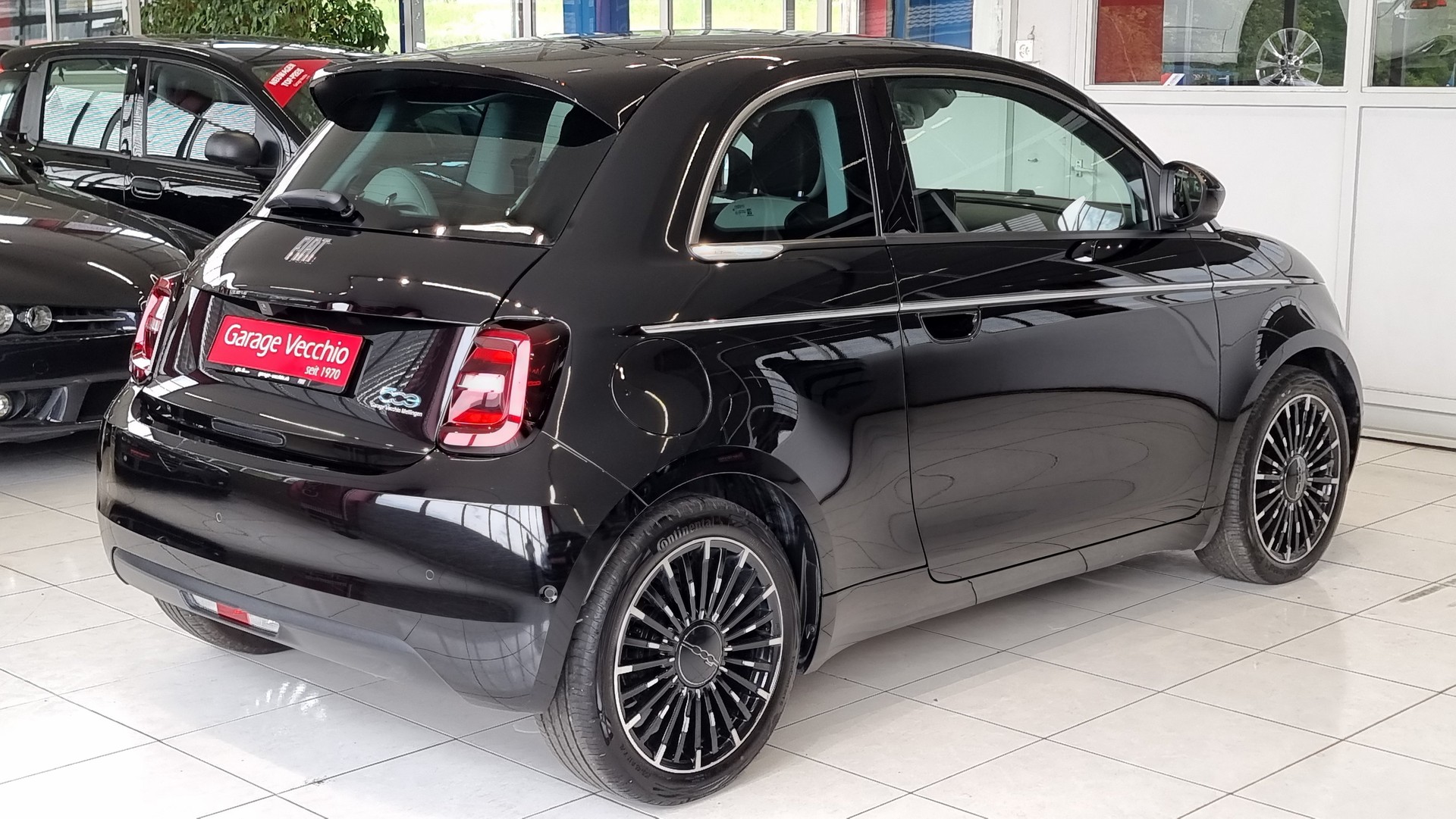 FIAT 500La Prima 42 KWh 118 PS-image-4